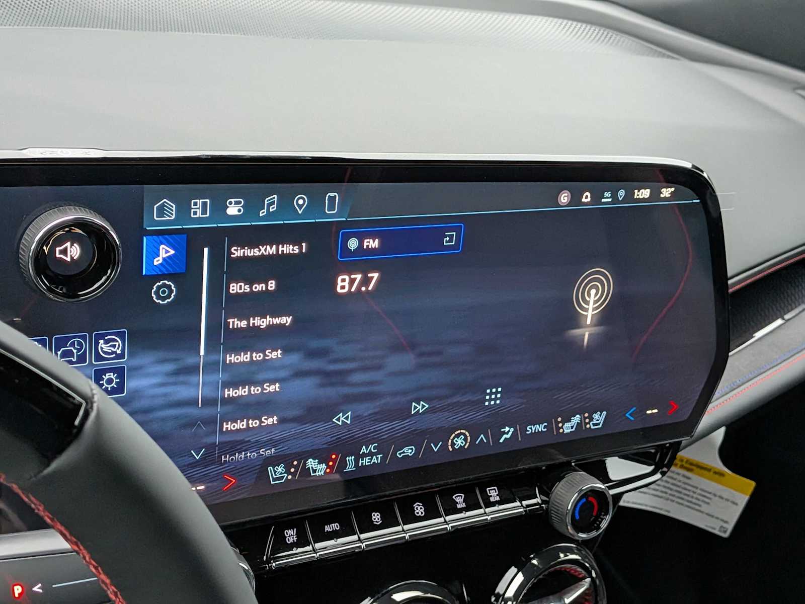 Thumbnail: 2026 Chevrolet Blazer EV - 30