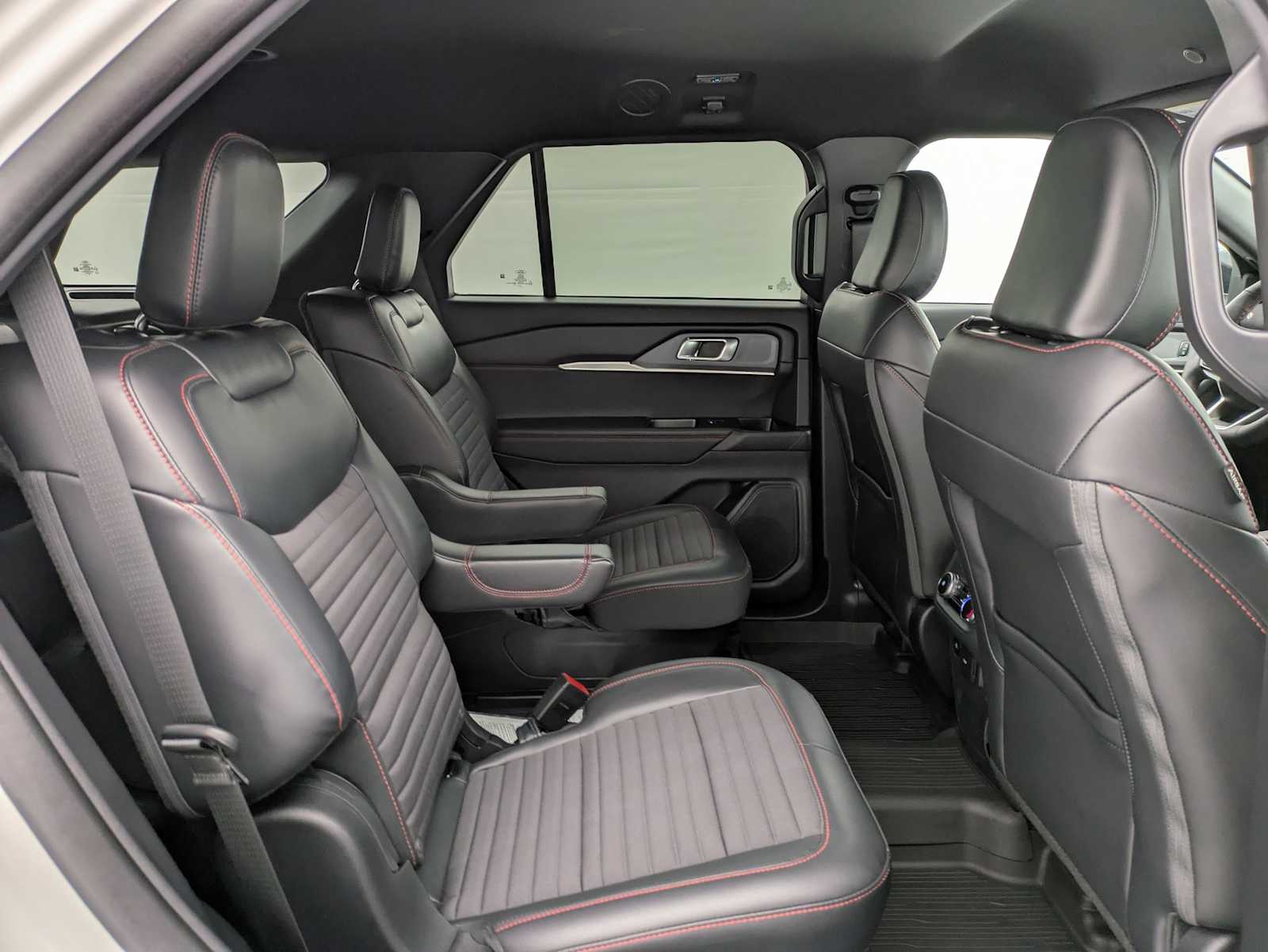 Thumbnail: 2025 Ford Explorer - 19