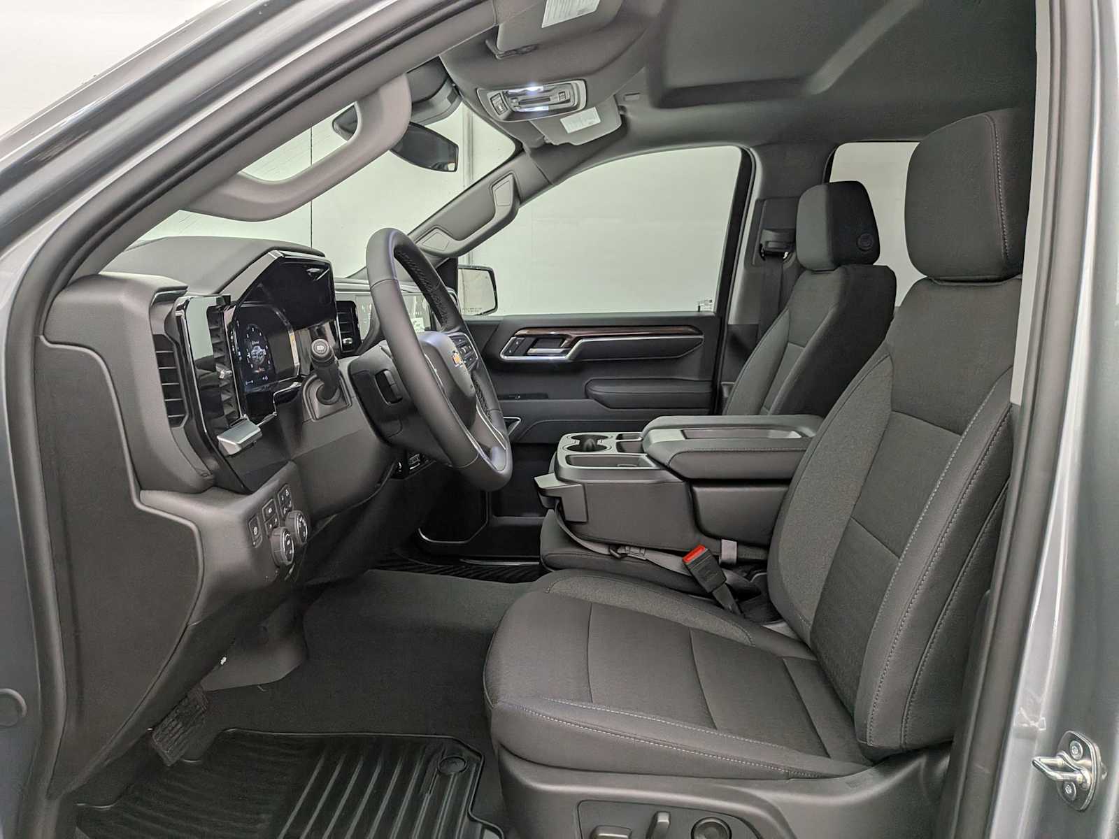 Thumbnail: 2026 Chevrolet Silverado 1500 - 20