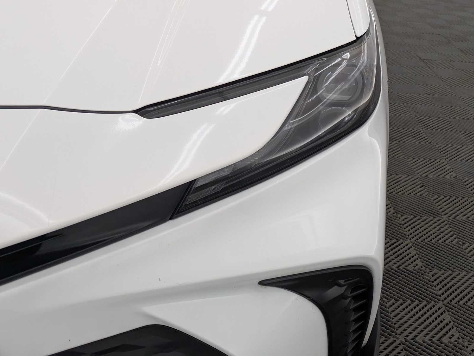 Thumbnail: 2025 Toyota Camry - 10