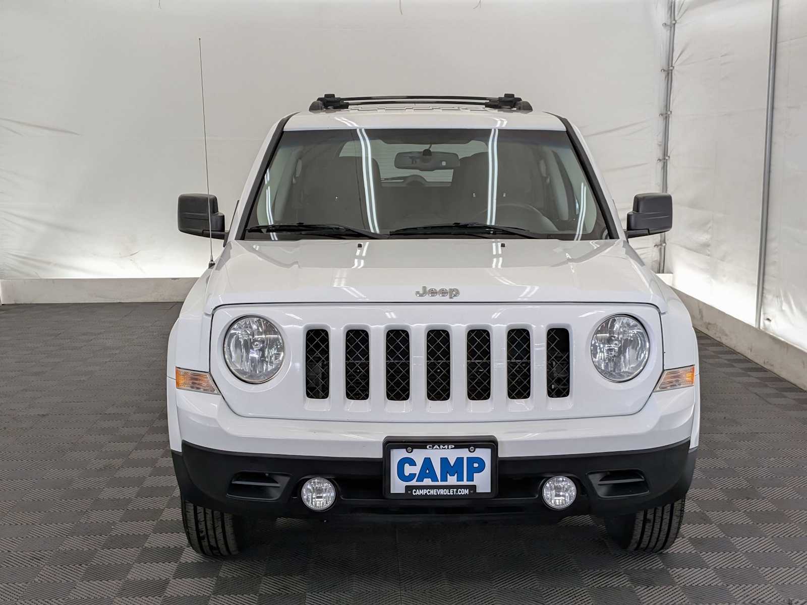 Thumbnail: 2016 Jeep Patriot - 9