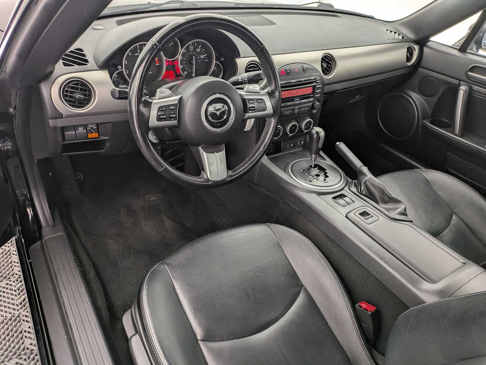 Thumbnail: 2011 Mazda MX-5 Miata - 2