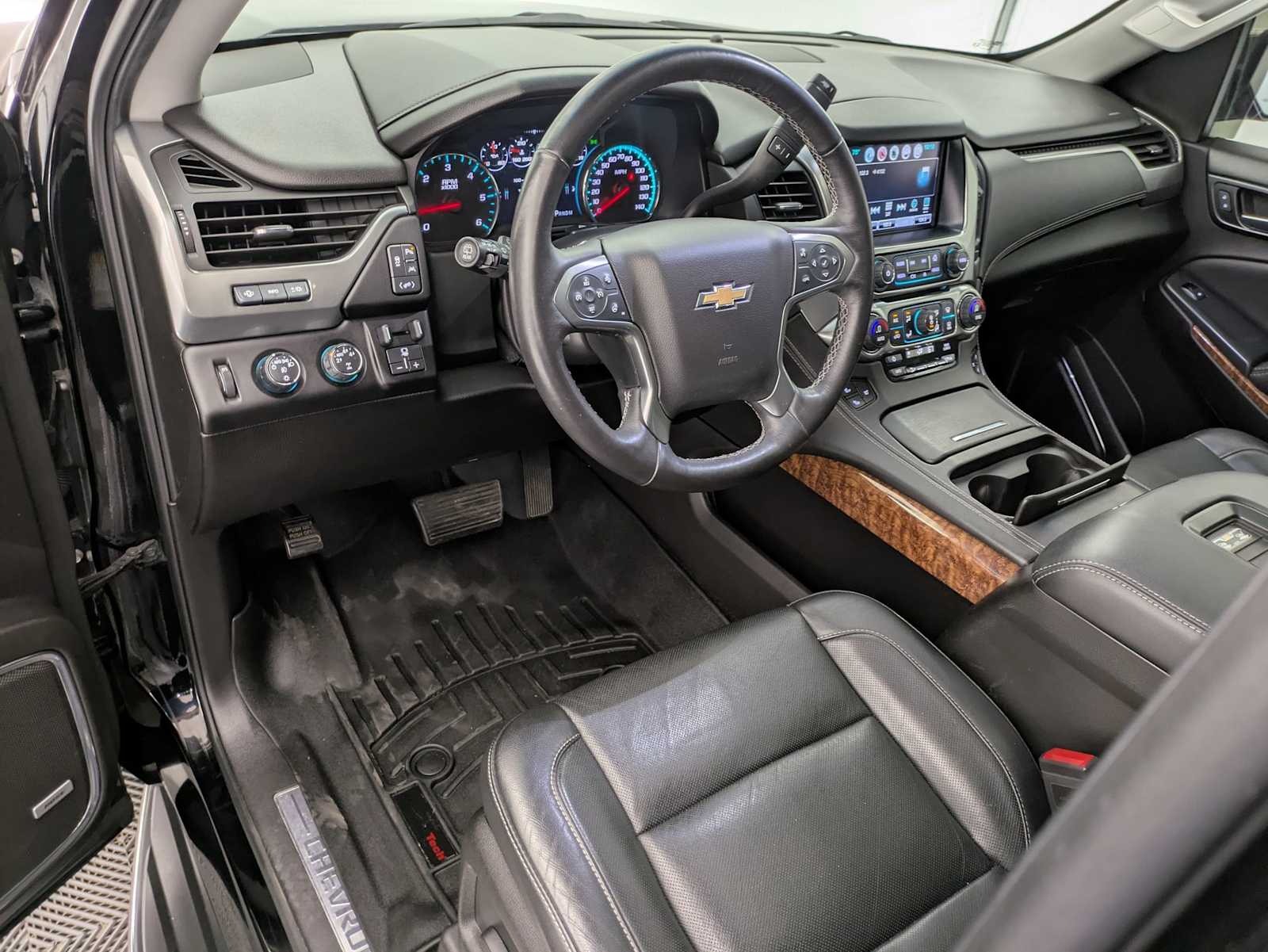 2016 Chevrolet Tahoe LTZ 2