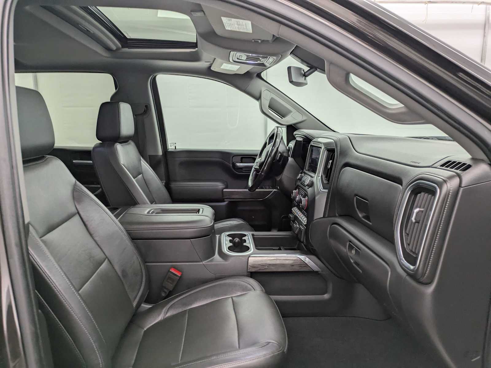 Thumbnail: 2020 Chevrolet Silverado 1500 - 23