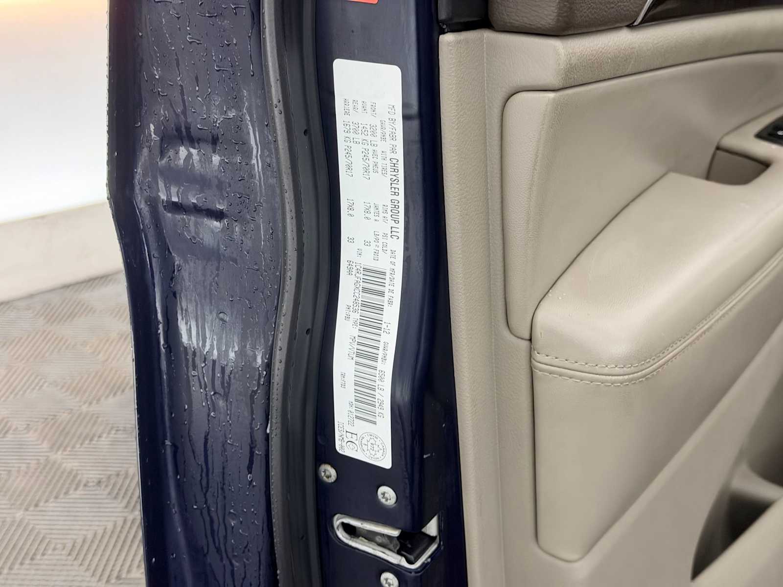 Thumbnail: 2012 Jeep Grand Cherokee - 32