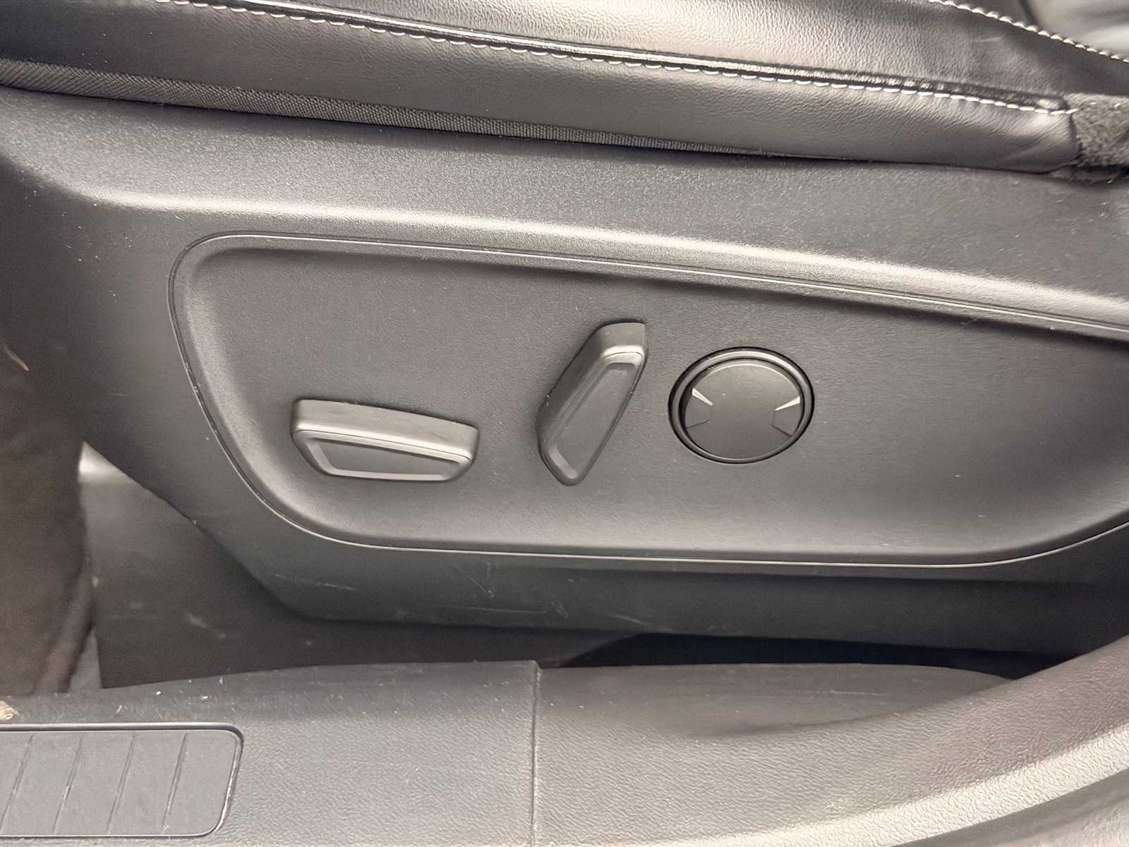 Thumbnail: 2024 Ford Escape - 18