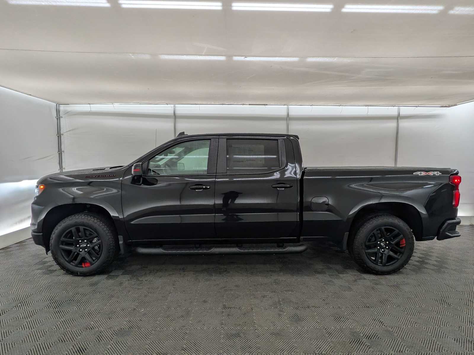 Thumbnail: 2026 Chevrolet Silverado 1500 - 3