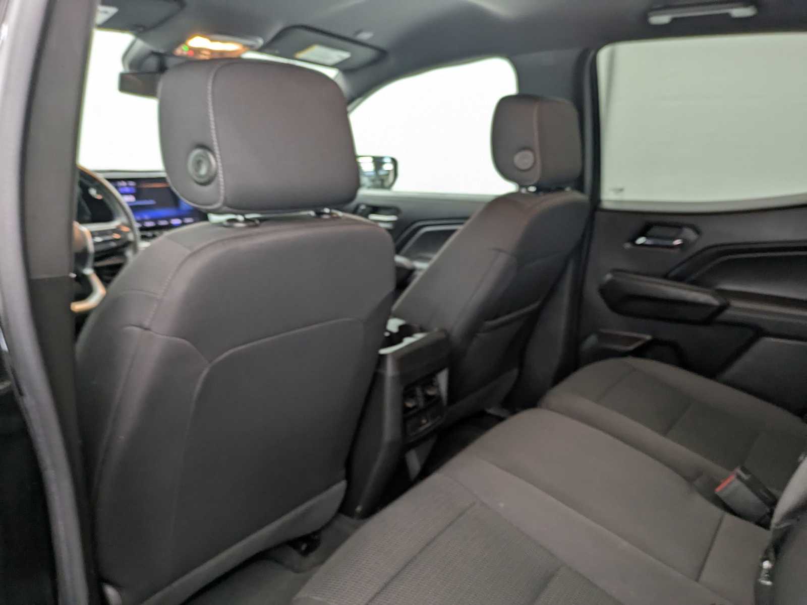 Thumbnail: 2023 Chevrolet Colorado - 21