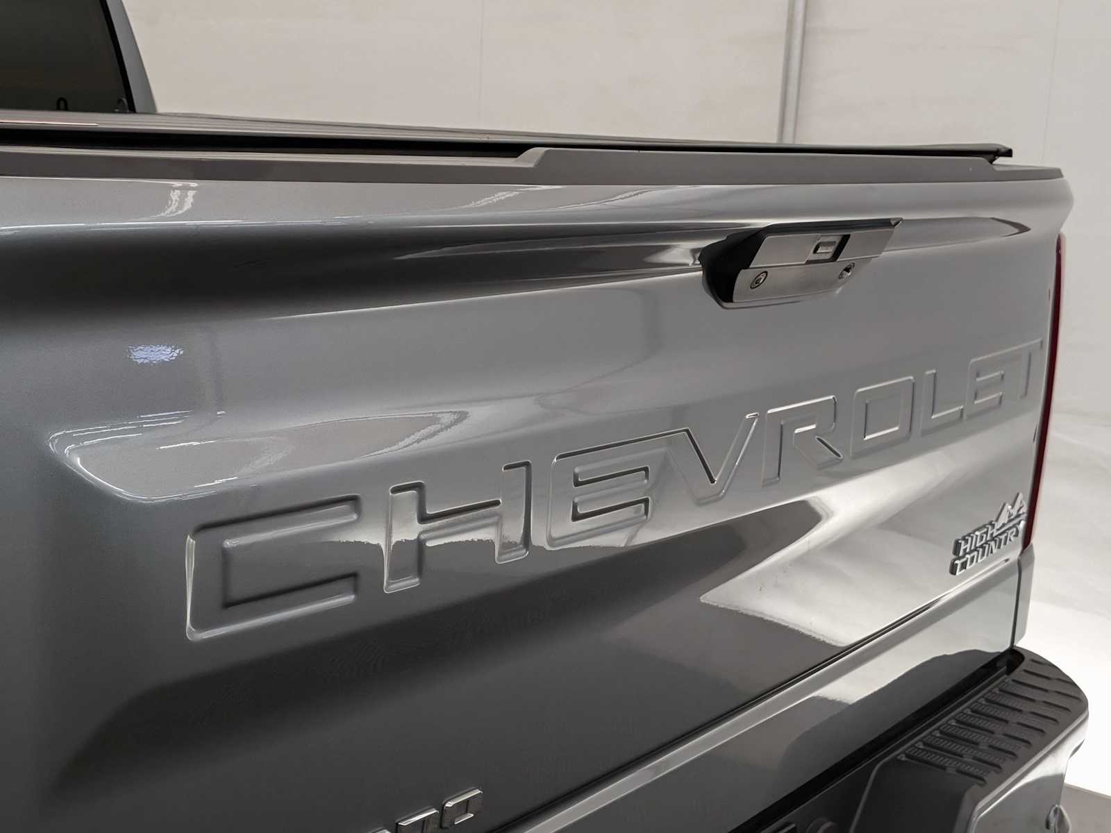 Thumbnail: 2020 Chevrolet Silverado 1500 - 12