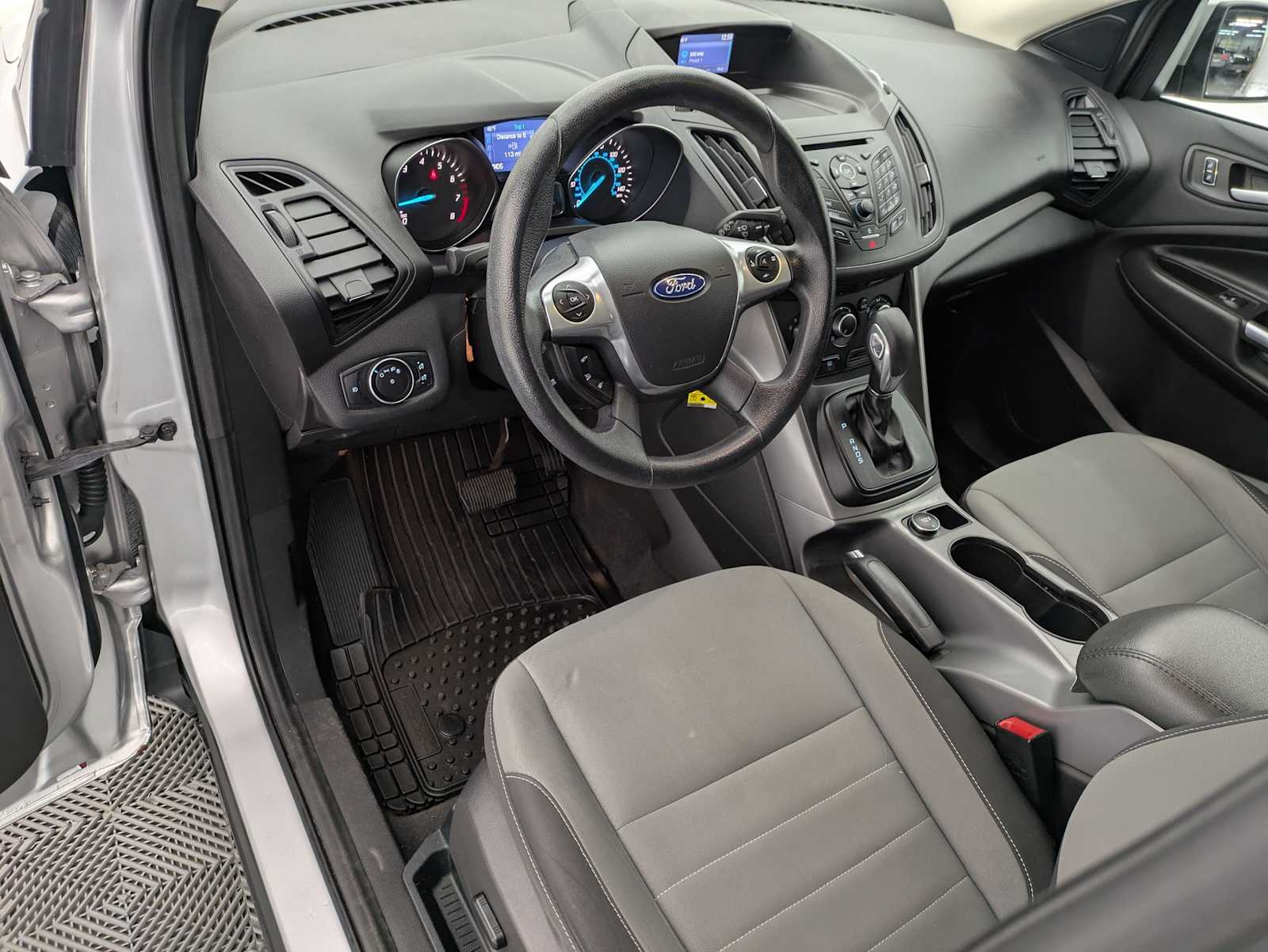 Thumbnail: 2015 Ford Escape - 2