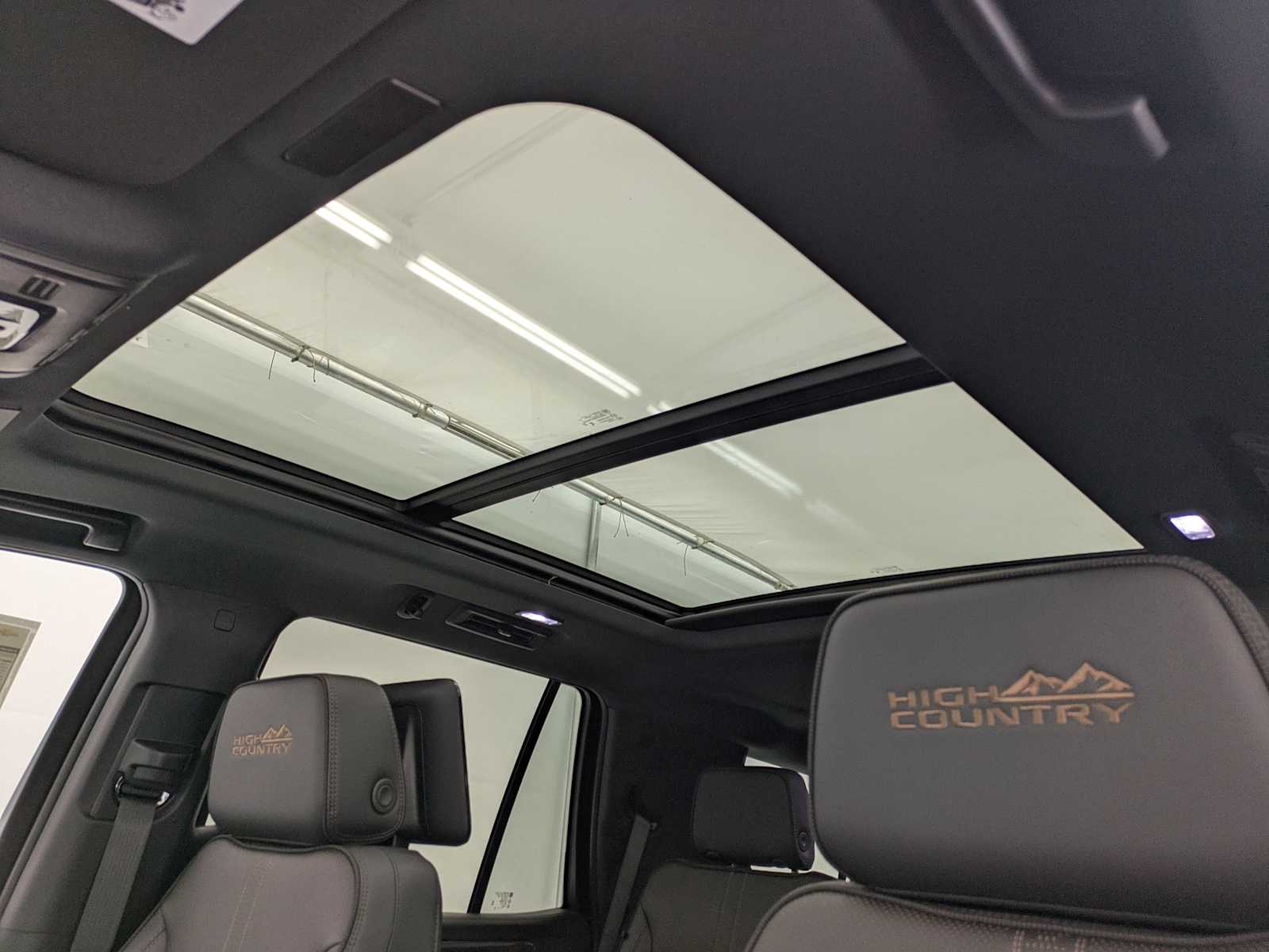 Thumbnail: 2026 Chevrolet Tahoe - 21