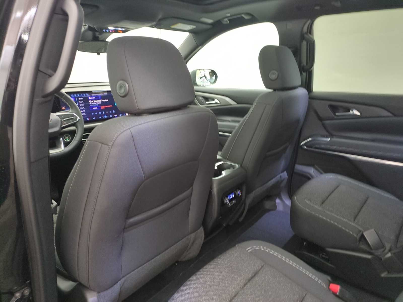 Thumbnail: 2026 Chevrolet Traverse - 17