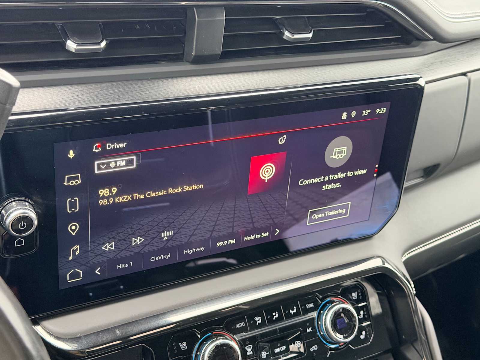 Thumbnail: 2024 GMC Sierra 2500 - 29