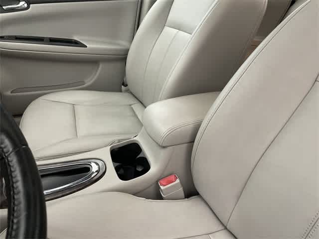 2012 Chevrolet Impala LTZ 16