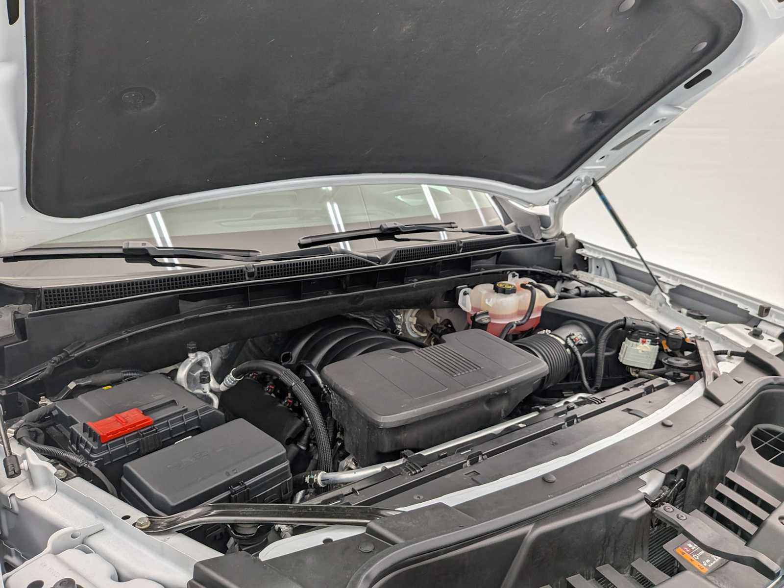 Thumbnail: 2023 GMC Yukon - 17