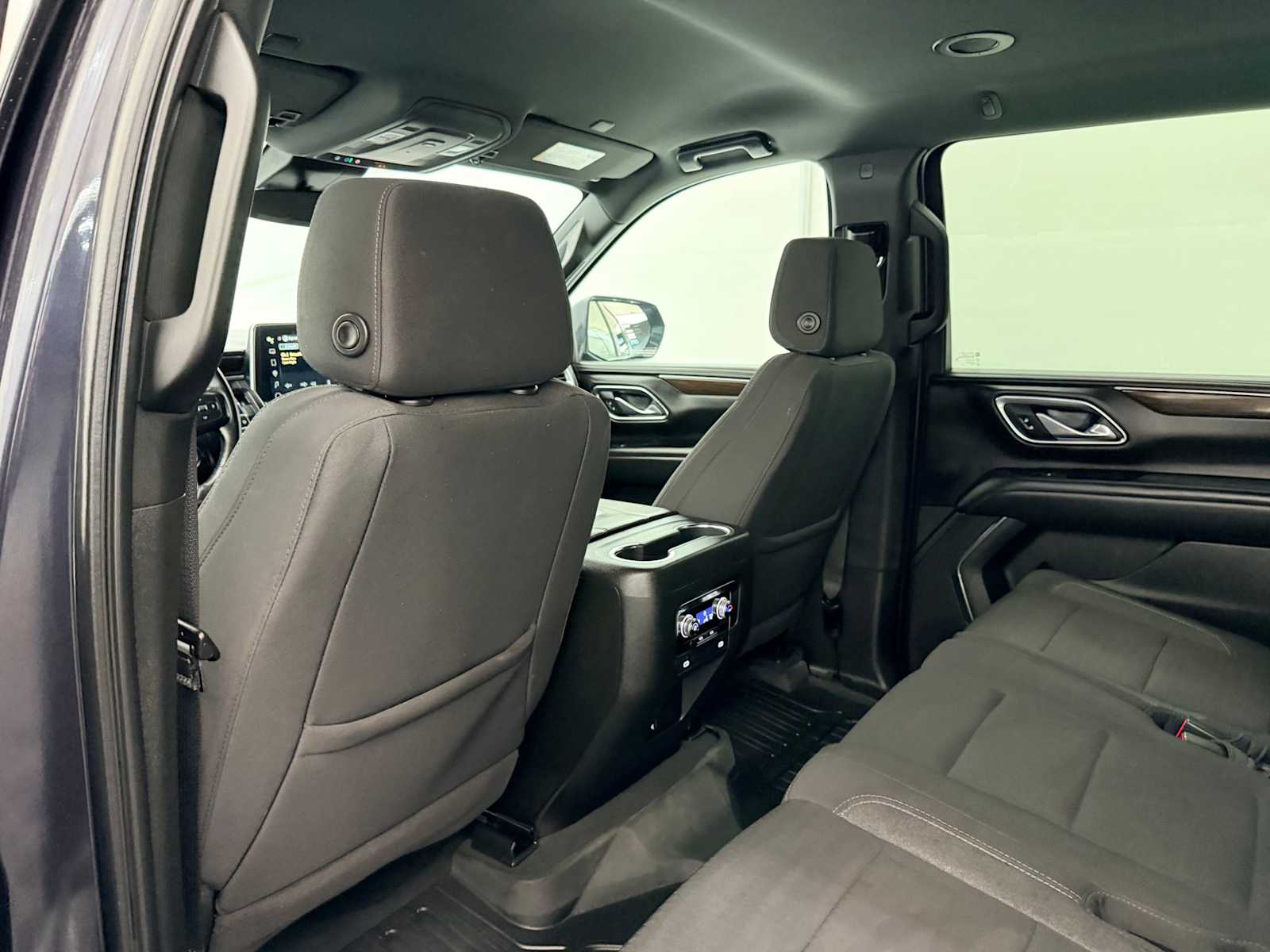 Thumbnail: 2024 GMC Yukon XL - 19