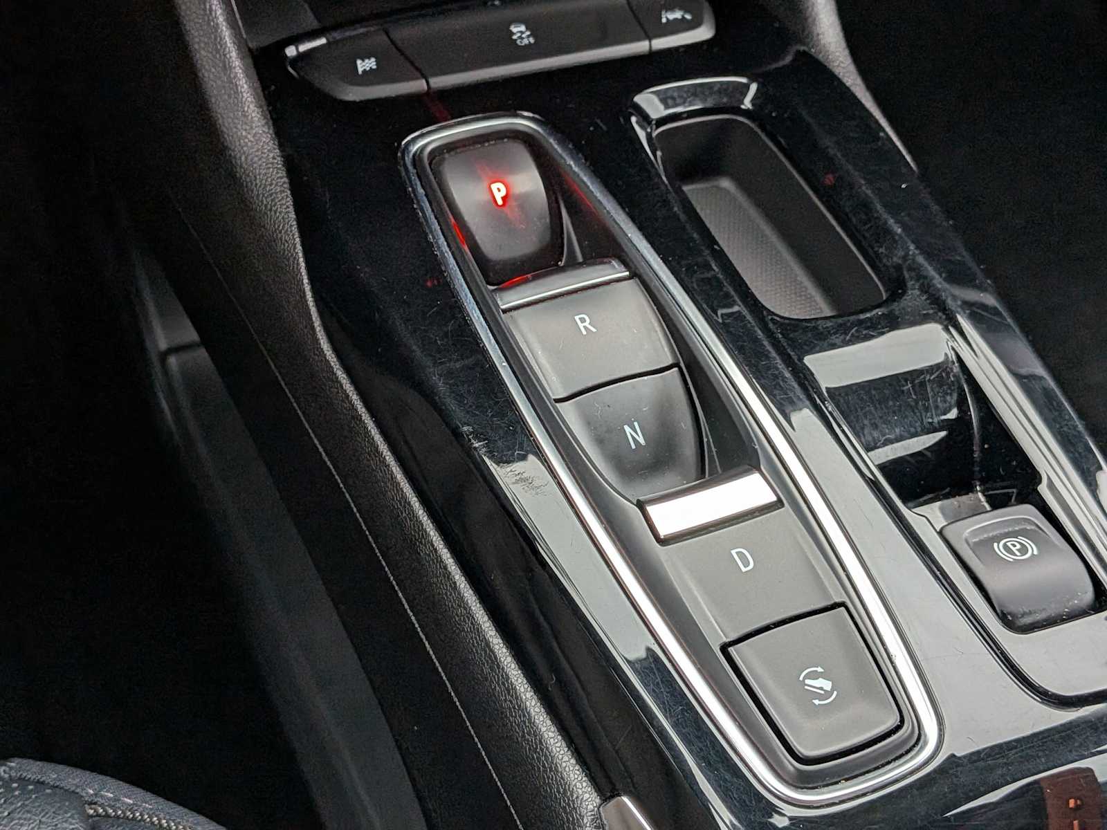 Thumbnail: 2022 Chevrolet Bolt EUV - 32