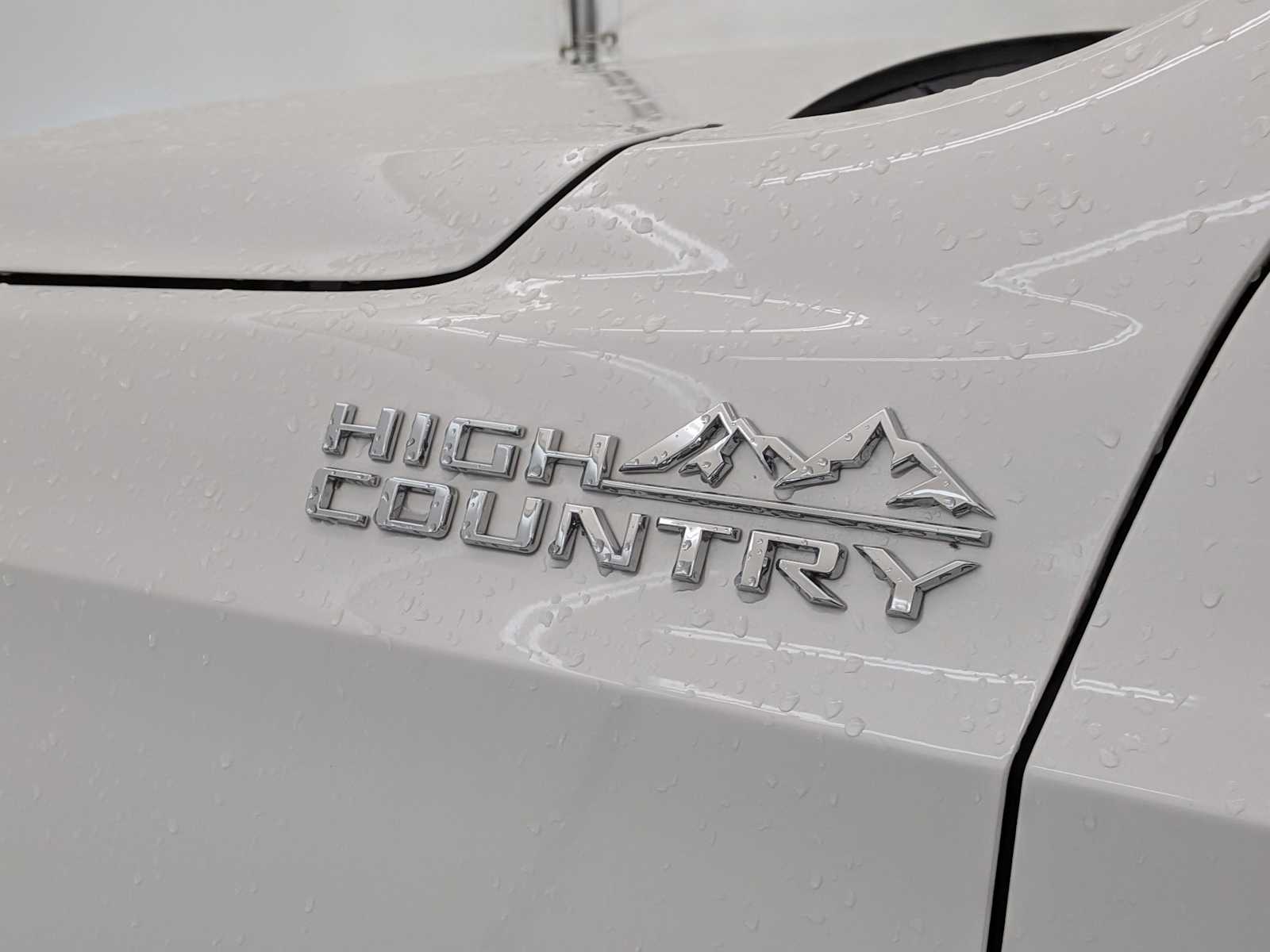 Thumbnail: 2022 Chevrolet Tahoe - 12