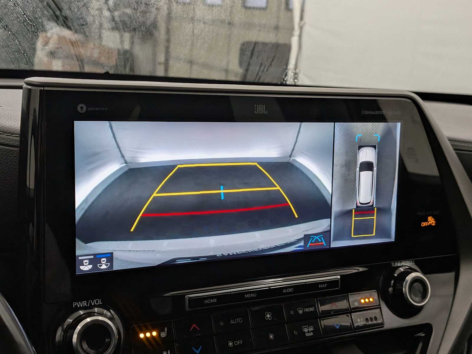 Thumbnail: 2021 Toyota Highlander - 31