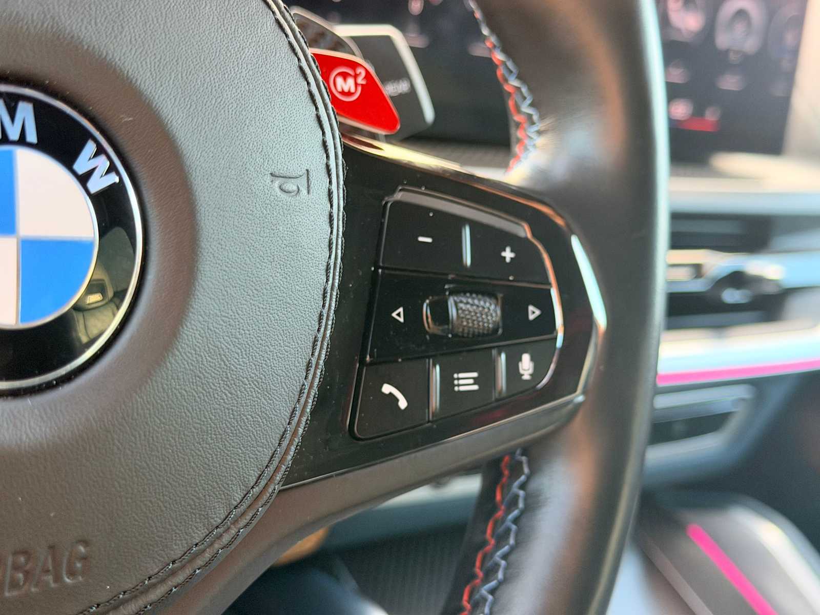 Thumbnail: 2023 BMW XM - 24