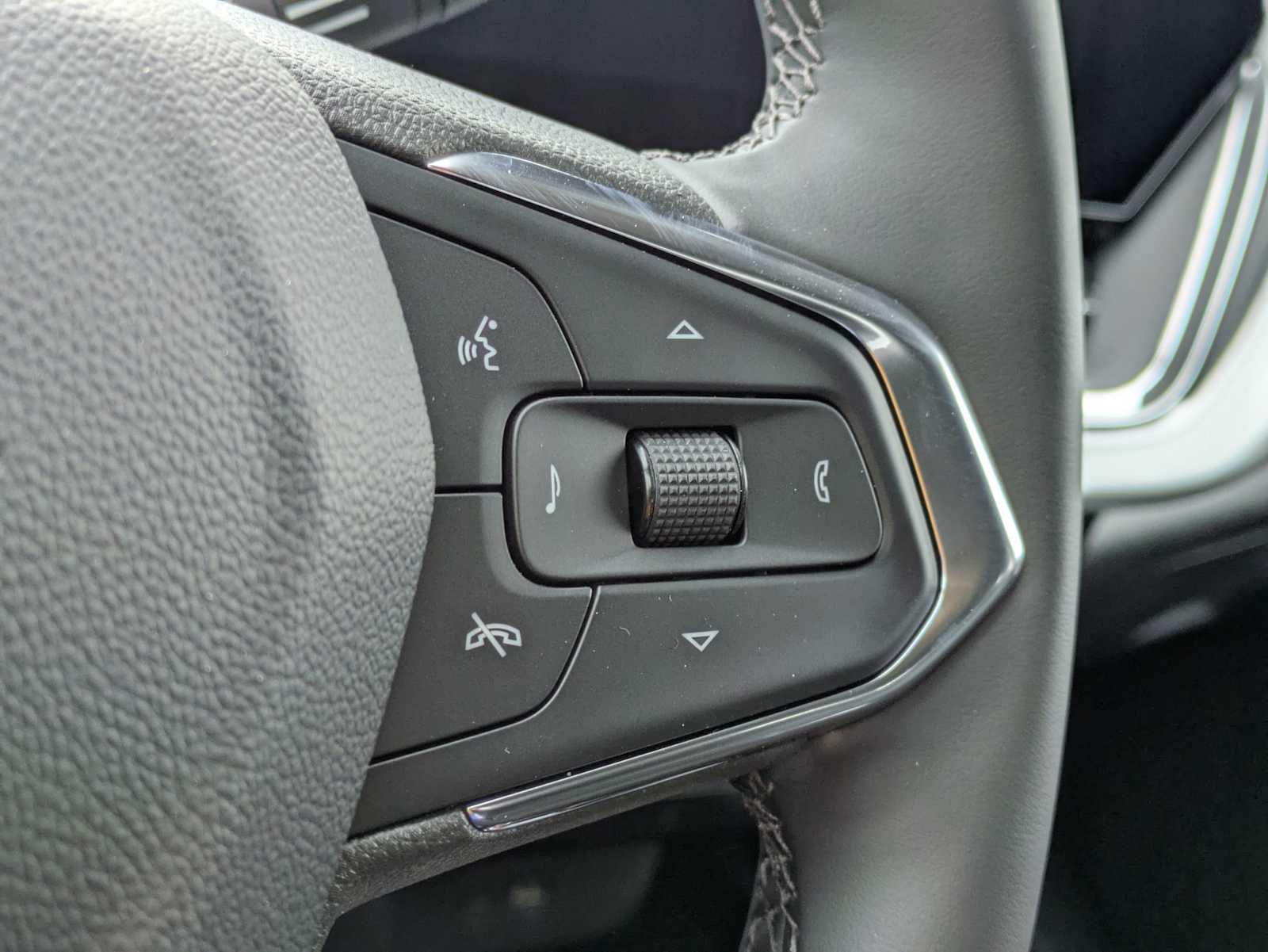 Thumbnail: 2026 Chevrolet Trax - 25