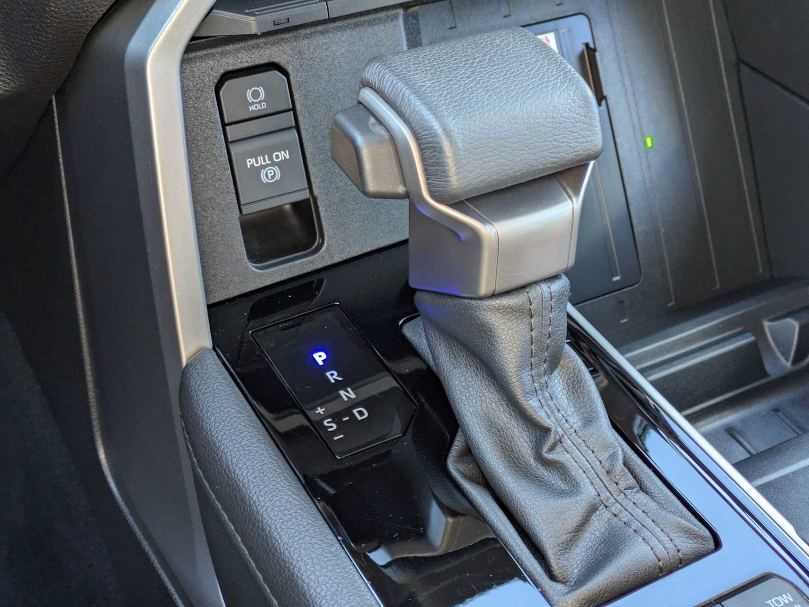 Thumbnail: 2024 Toyota Tundra - 33