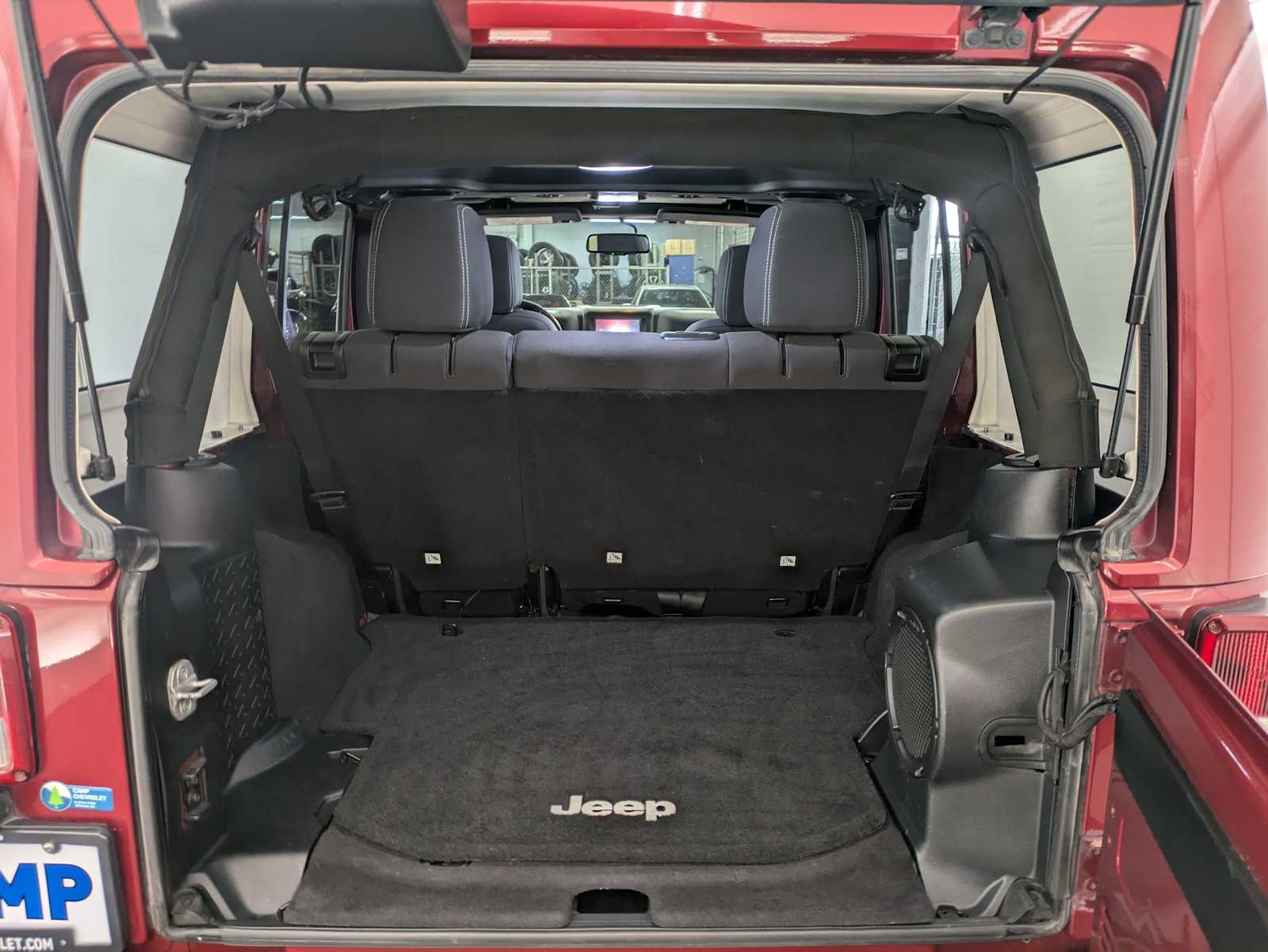 Thumbnail: 2013 Jeep Wrangler - 32
