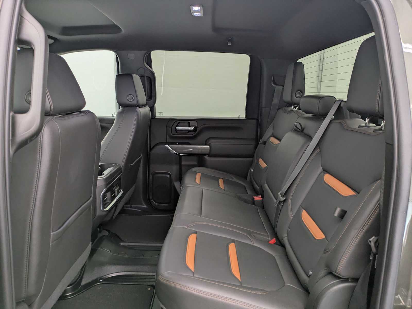 Thumbnail: 2022 GMC Sierra 3500 - 19