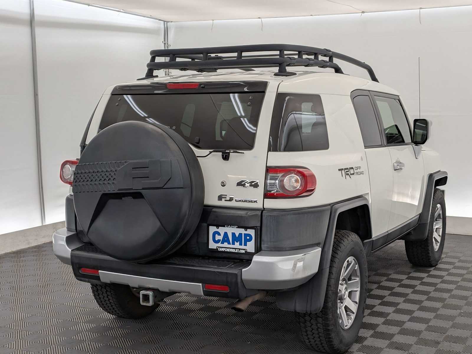 Thumbnail: 2014 Toyota FJ Cruiser - 6