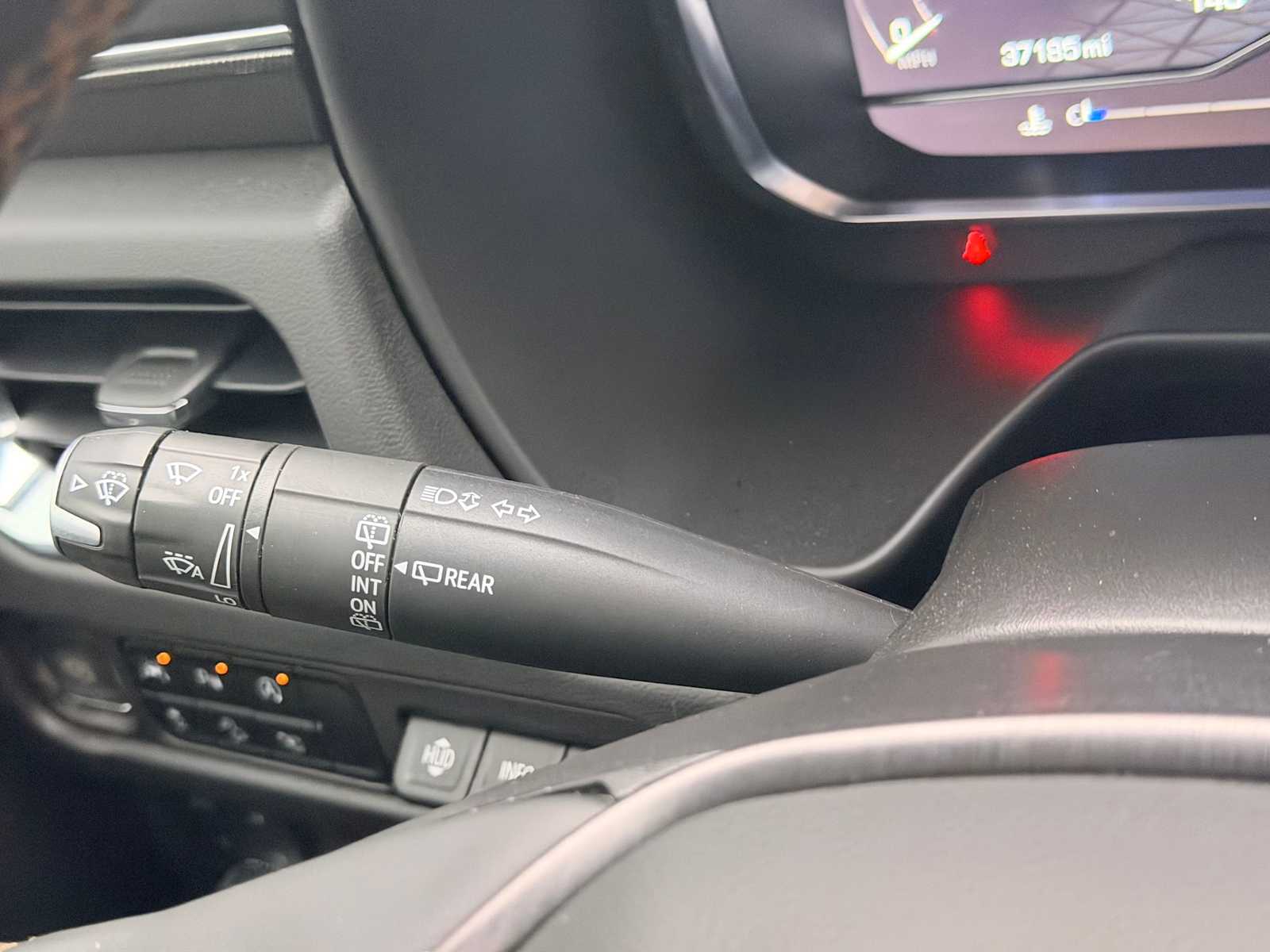 Thumbnail: 2023 GMC Yukon - 27