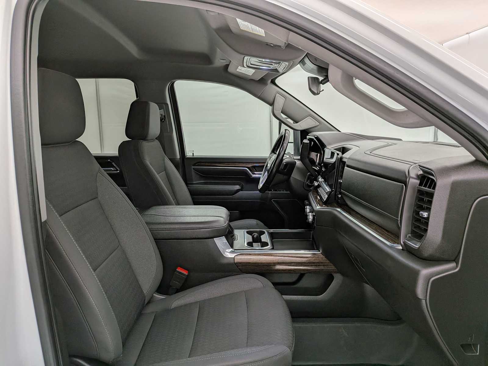 Thumbnail: 2024 GMC Sierra 3500 - 23