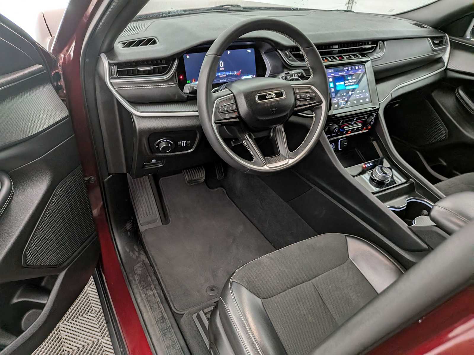 Thumbnail: 2024 Jeep Grand Cherokee - 2