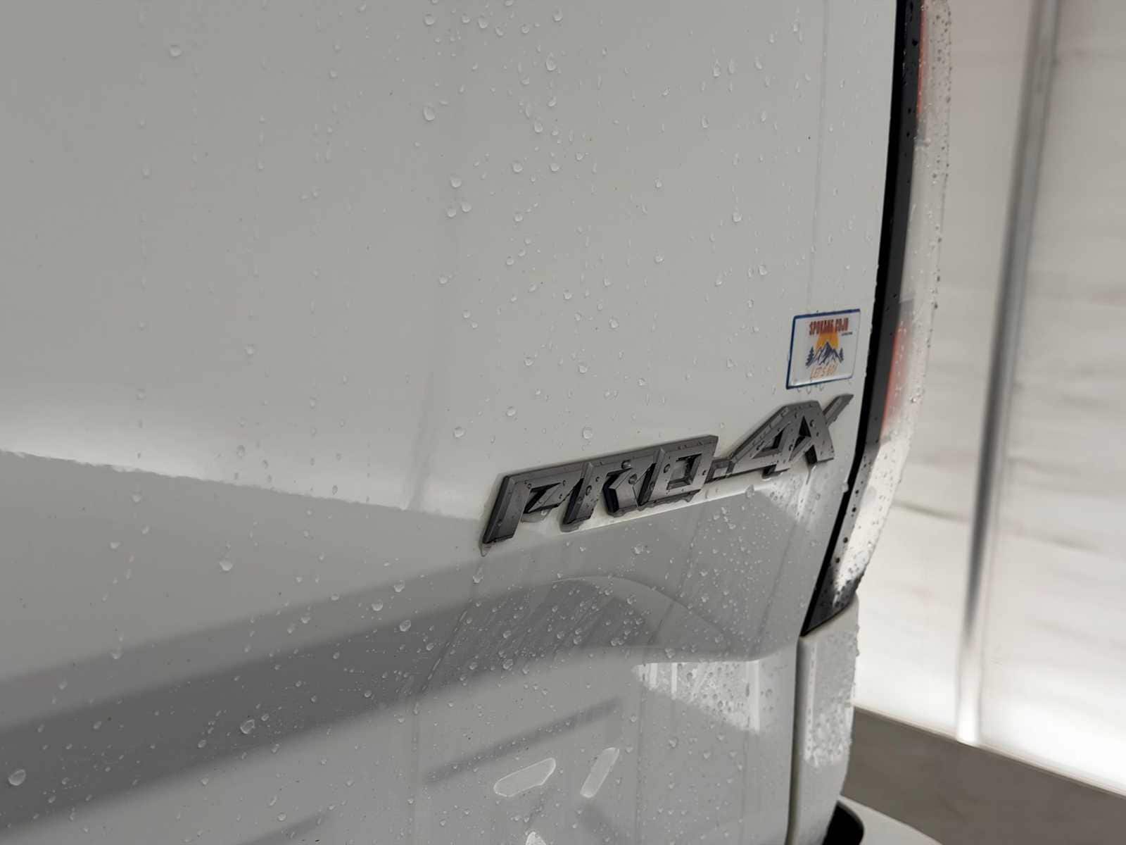 Thumbnail: 2022 Nissan Frontier - 14