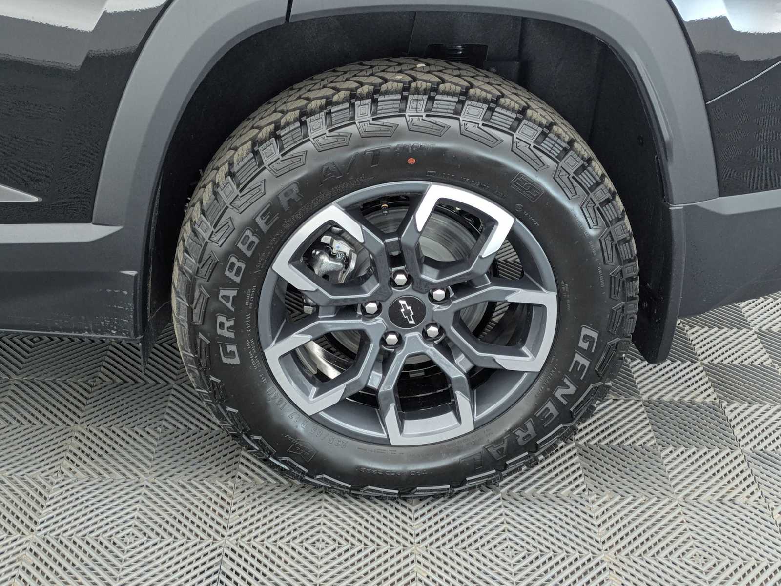 Thumbnail: 2026 Chevrolet Equinox - 13