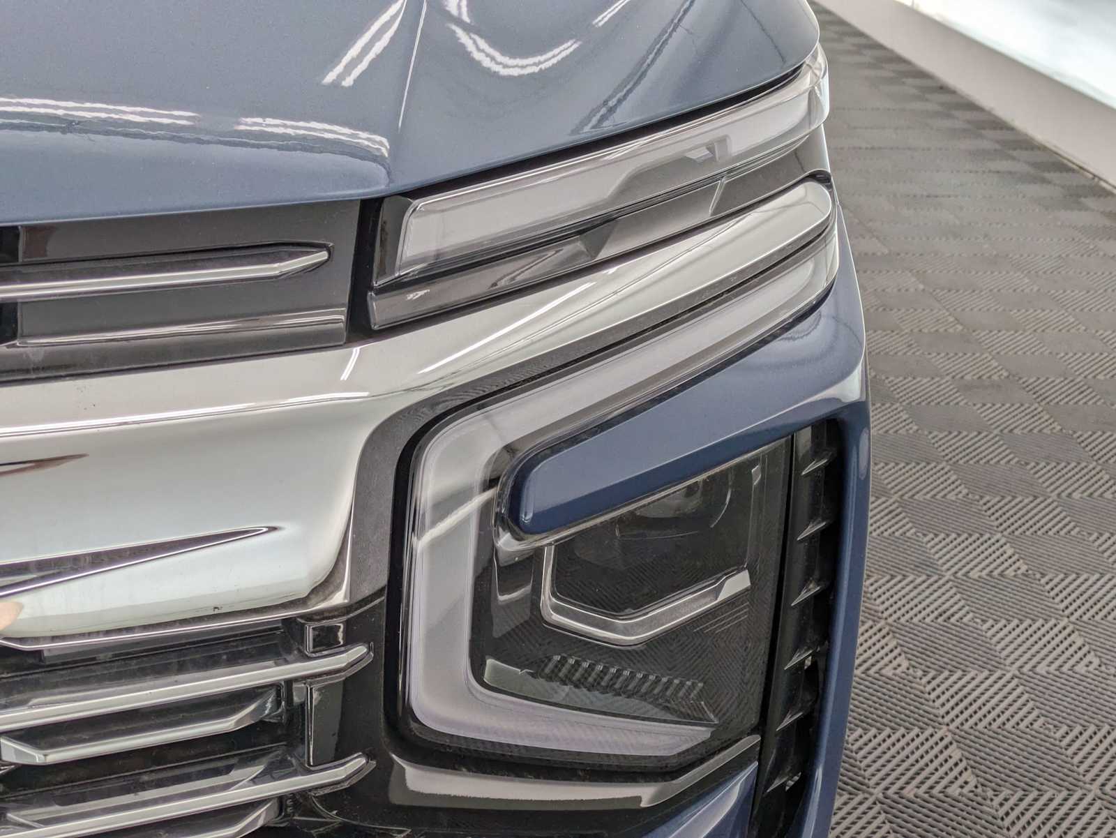 Thumbnail: 2026 Chevrolet Tahoe - 10