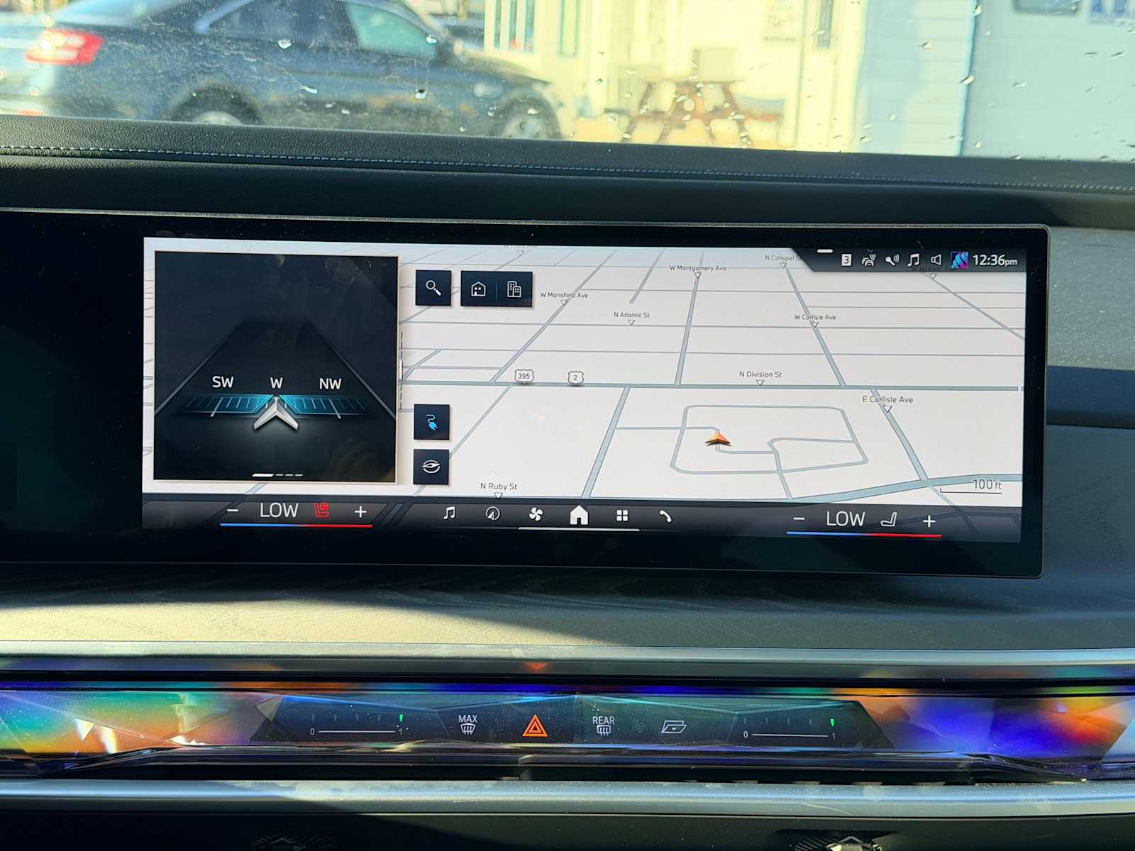 Thumbnail: 2024 BMW i7 - 28