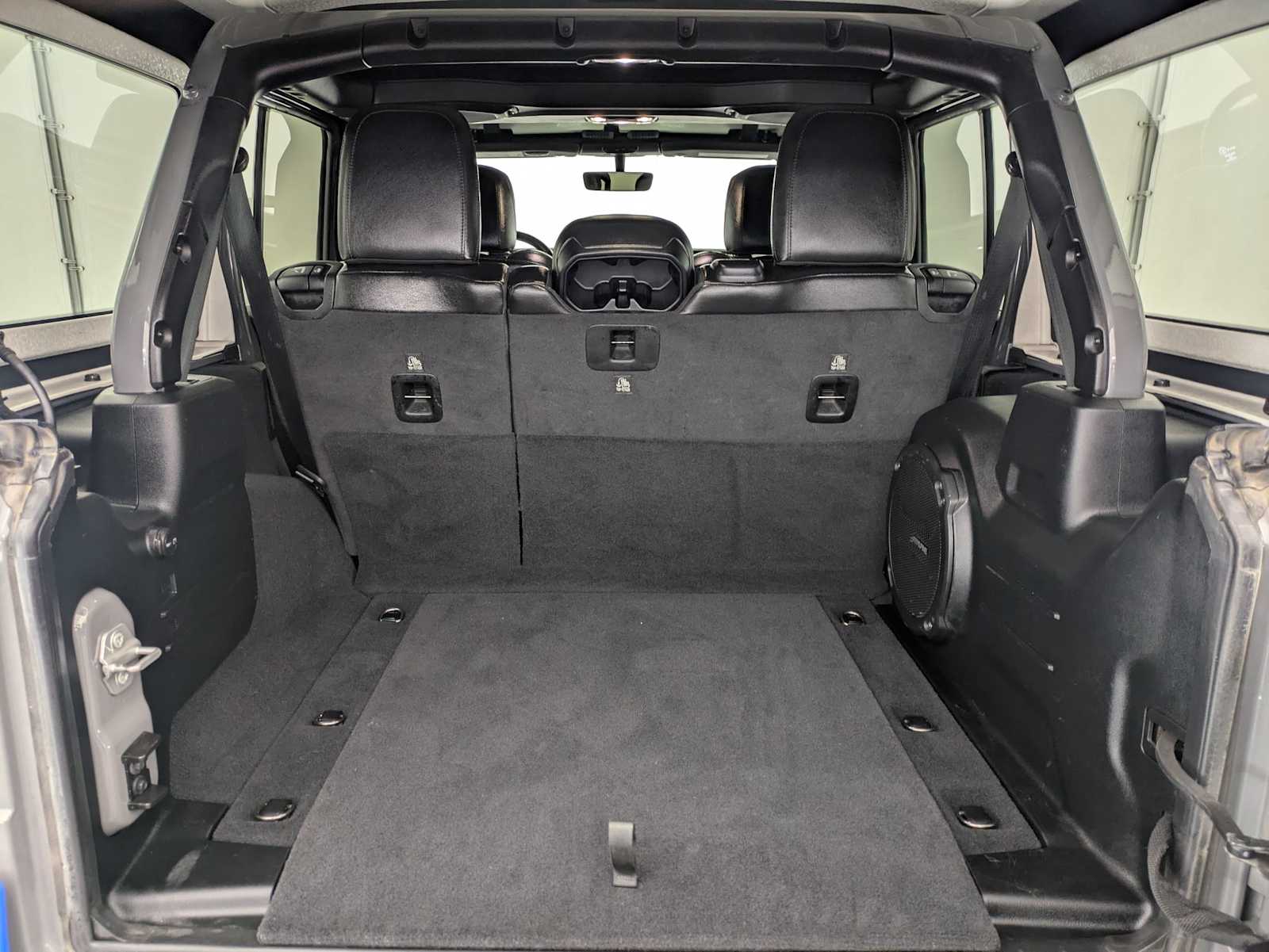 Thumbnail: 2020 Jeep Wrangler - 33