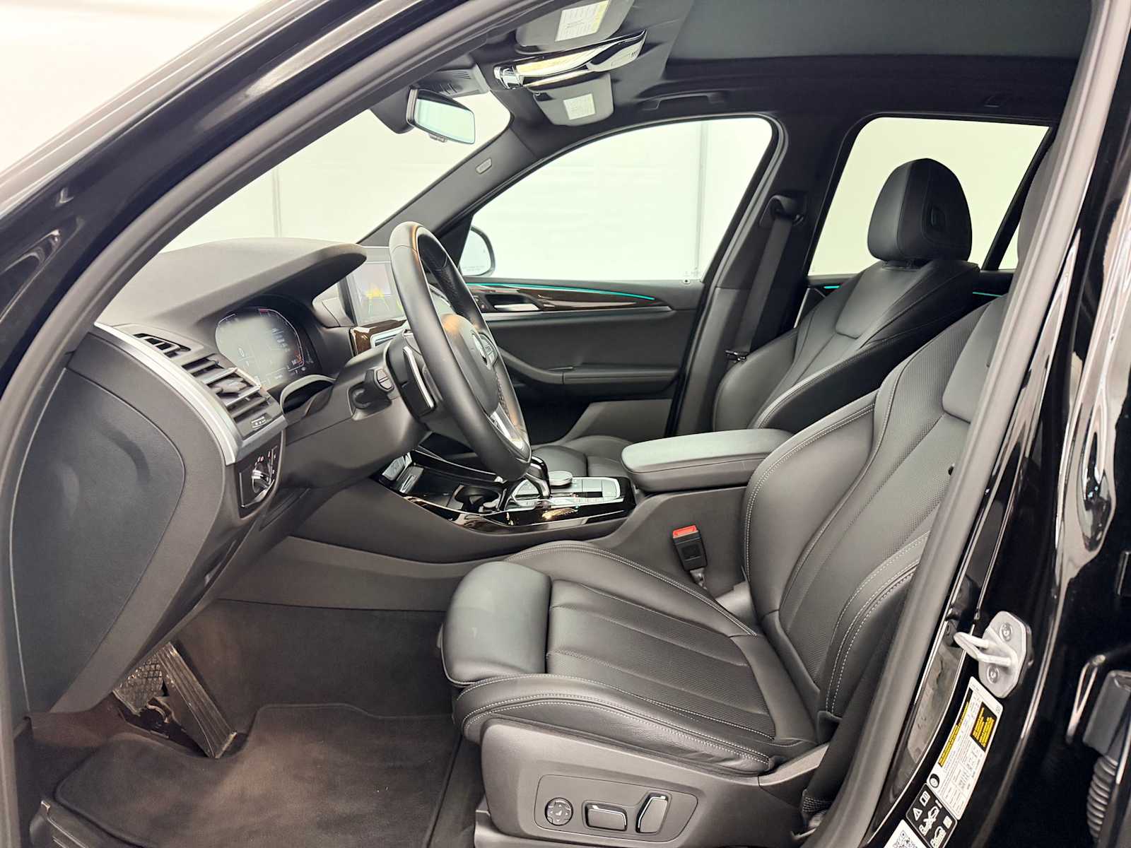 Thumbnail: 2024 BMW X3 - 17