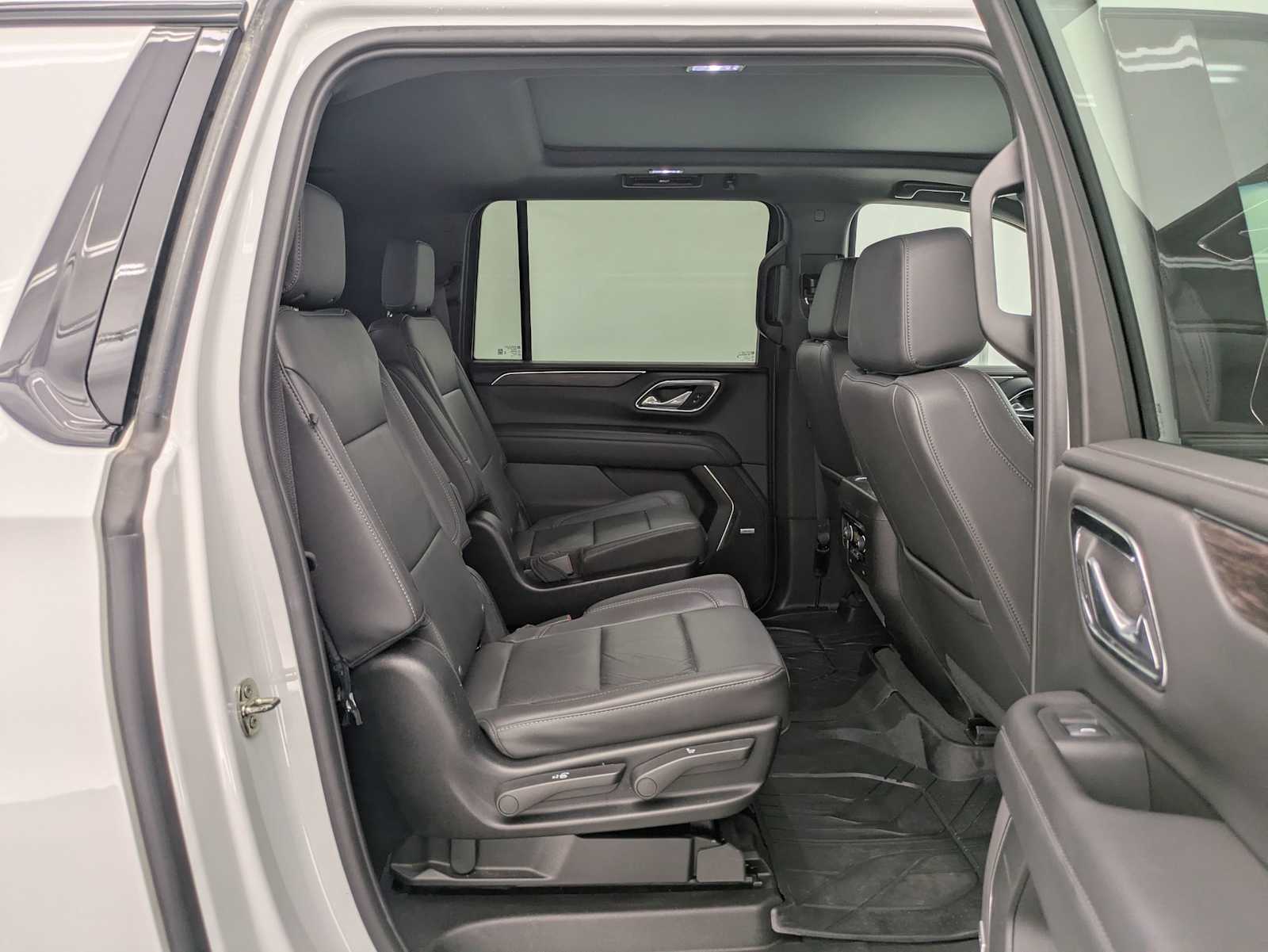 Thumbnail: 2024 Chevrolet Suburban - 19