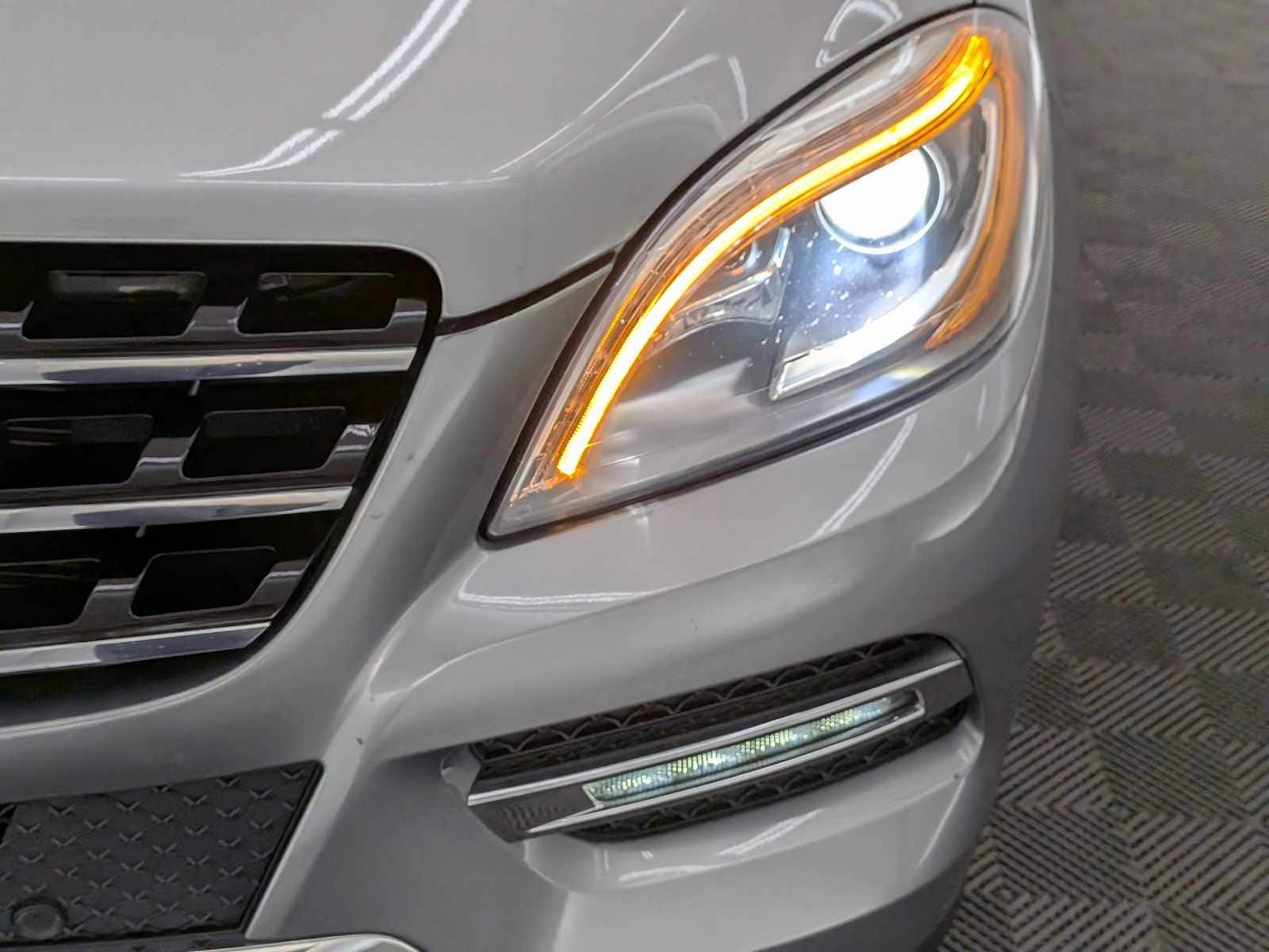 Thumbnail: 2015 Mercedes-Benz M-Class - 10