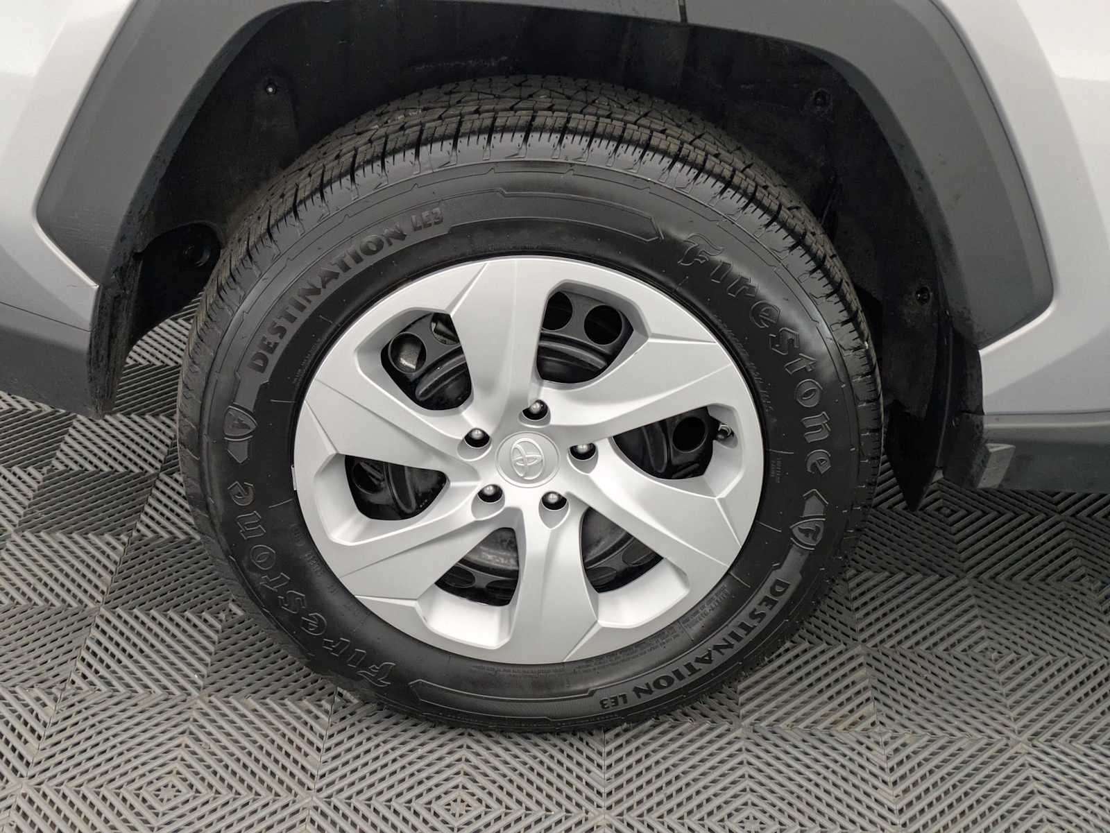 Thumbnail: 2024 Toyota RAV4 - 12