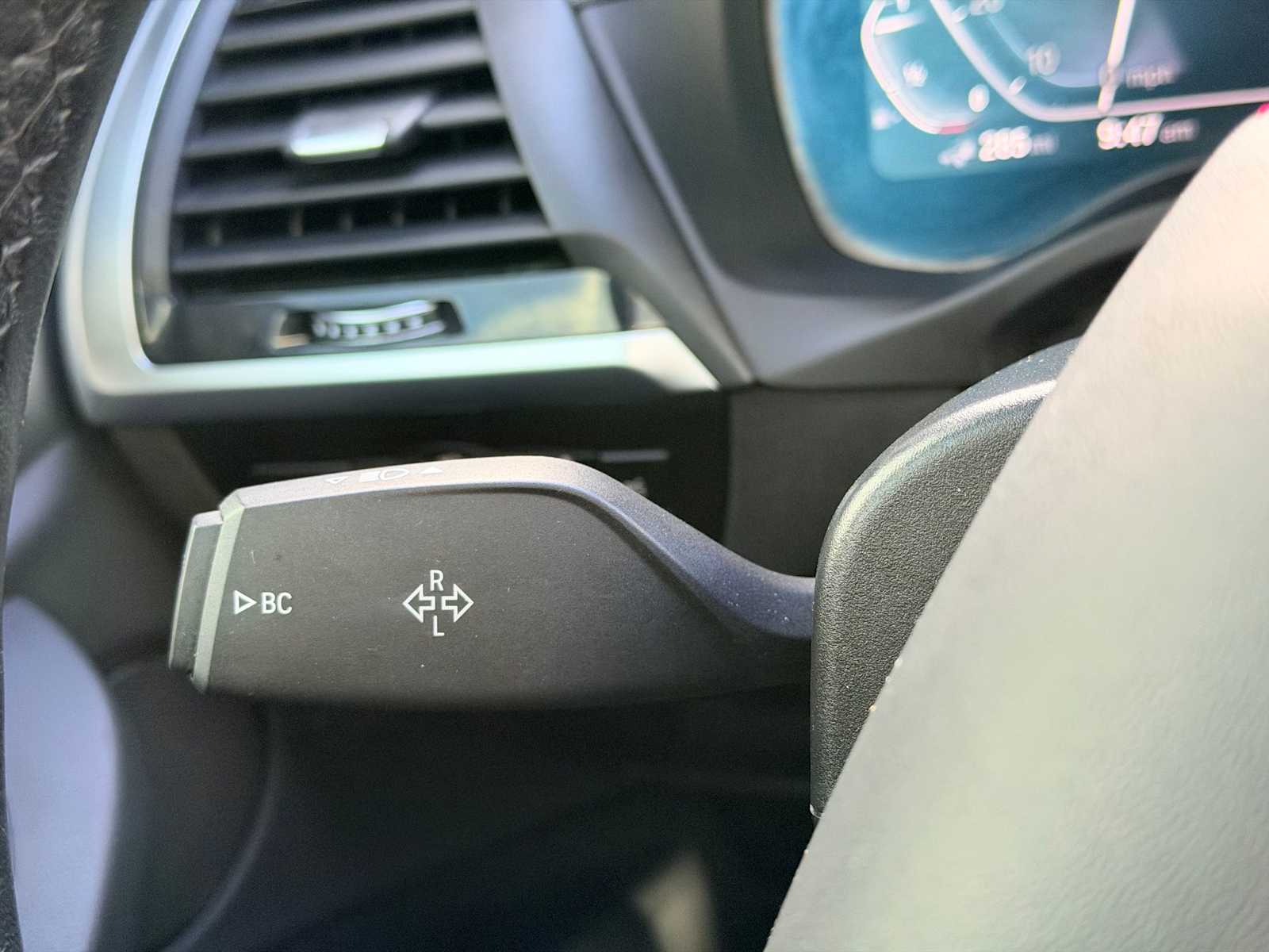 Thumbnail: 2021 BMW X3 - 28