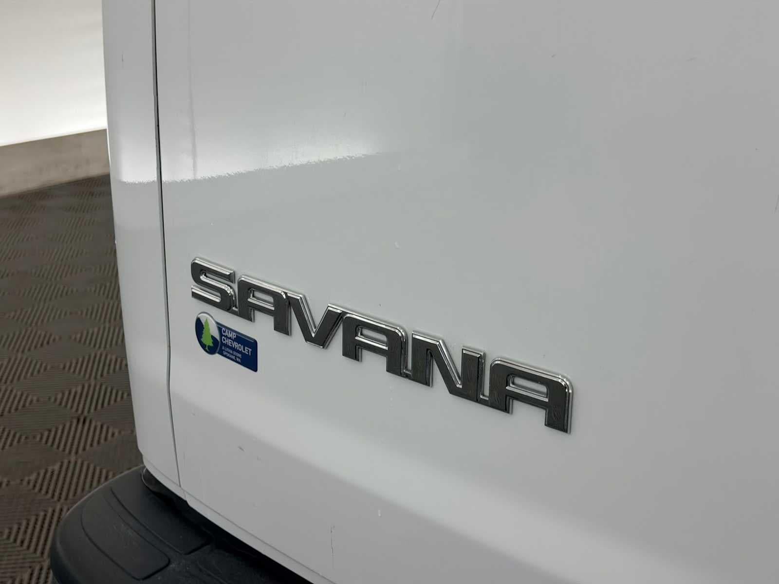 Thumbnail: 2024 GMC Savana - 12