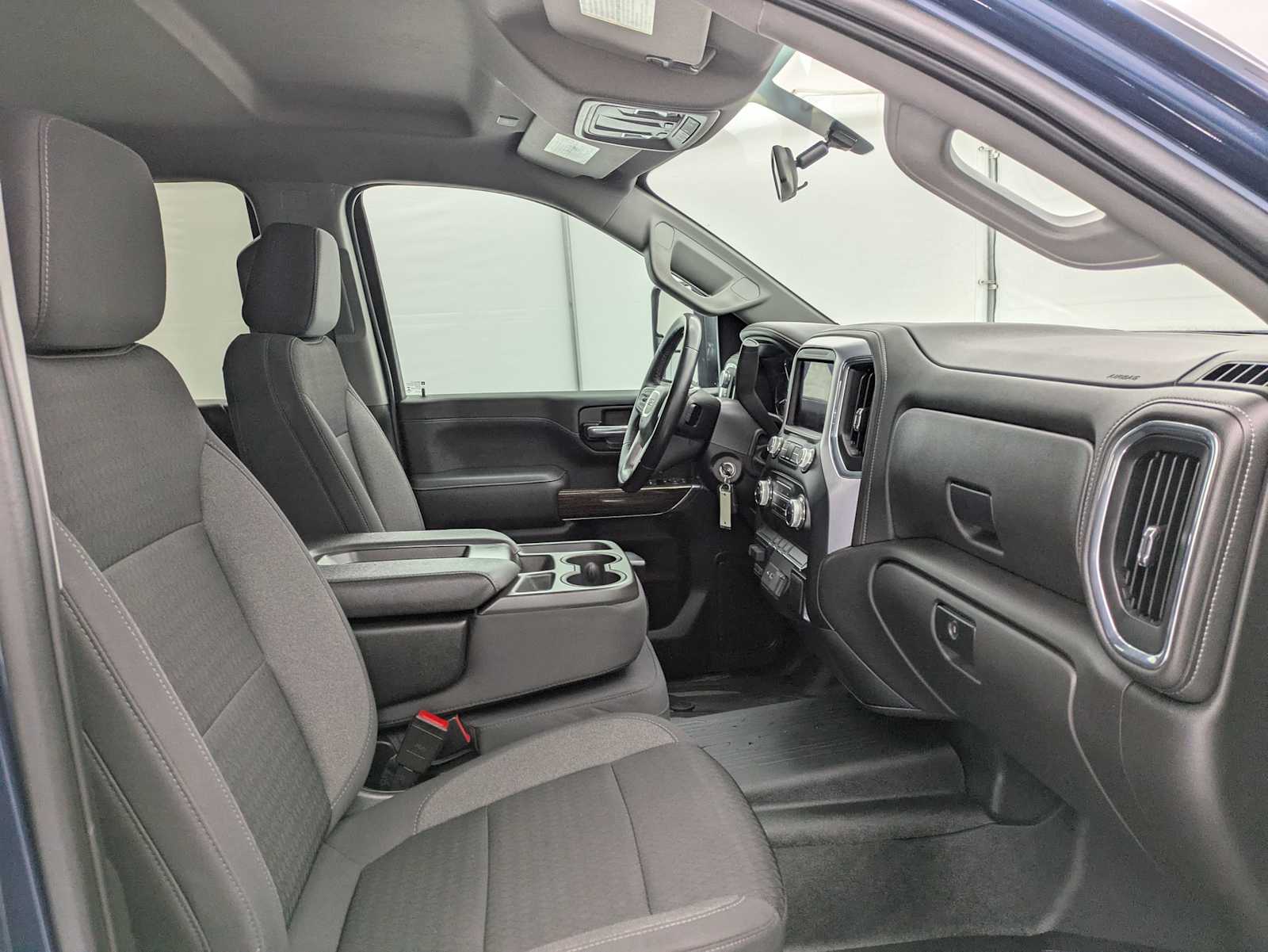 Thumbnail: 2023 GMC Sierra 3500 - 23