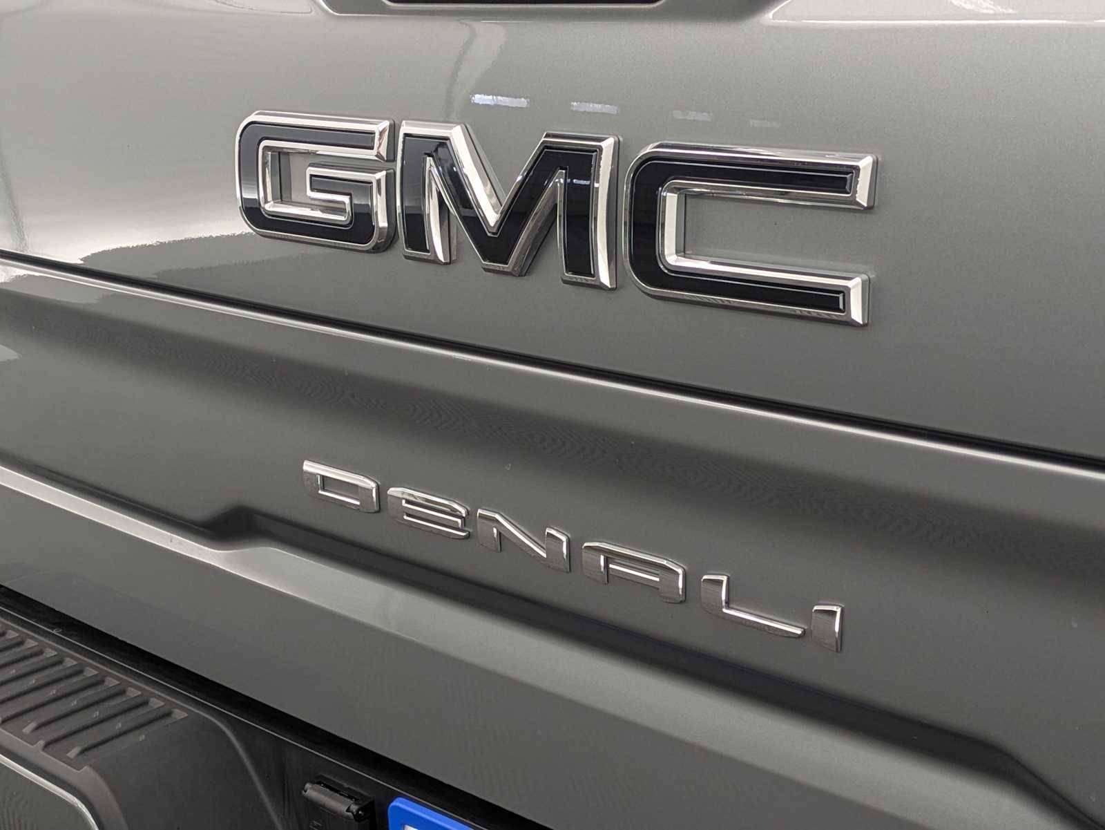 Thumbnail: 2025 GMC Sierra 1500 - 14