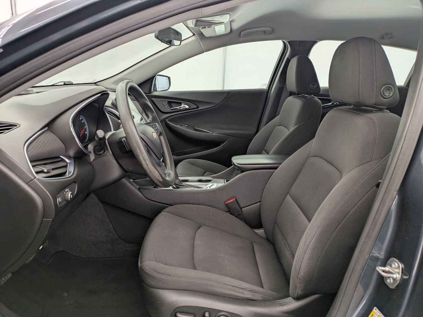 Thumbnail: 2020 Chevrolet Malibu - 17