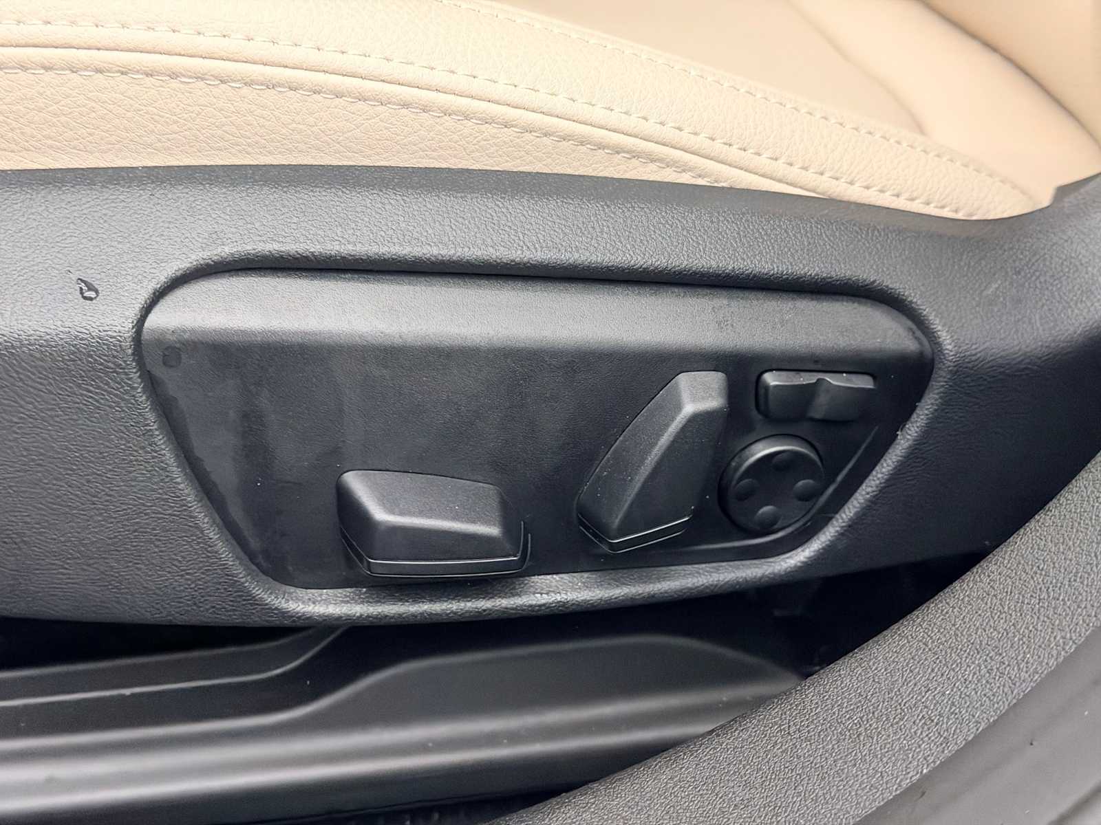 Thumbnail: 2024 BMW 2 Series - 18