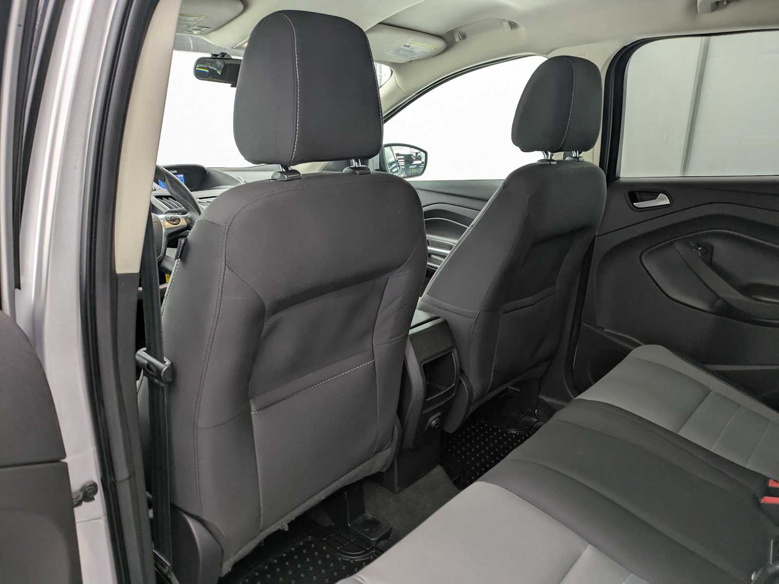 Thumbnail: 2015 Ford Escape - 19