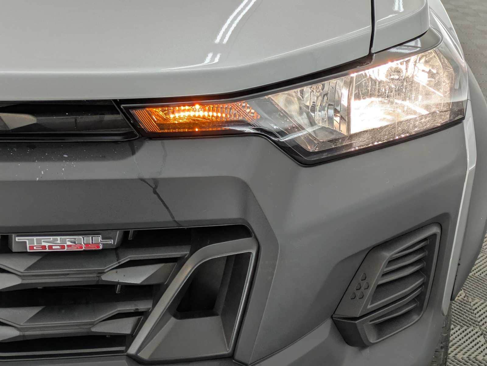 Thumbnail: 2024 Chevrolet Colorado - 10