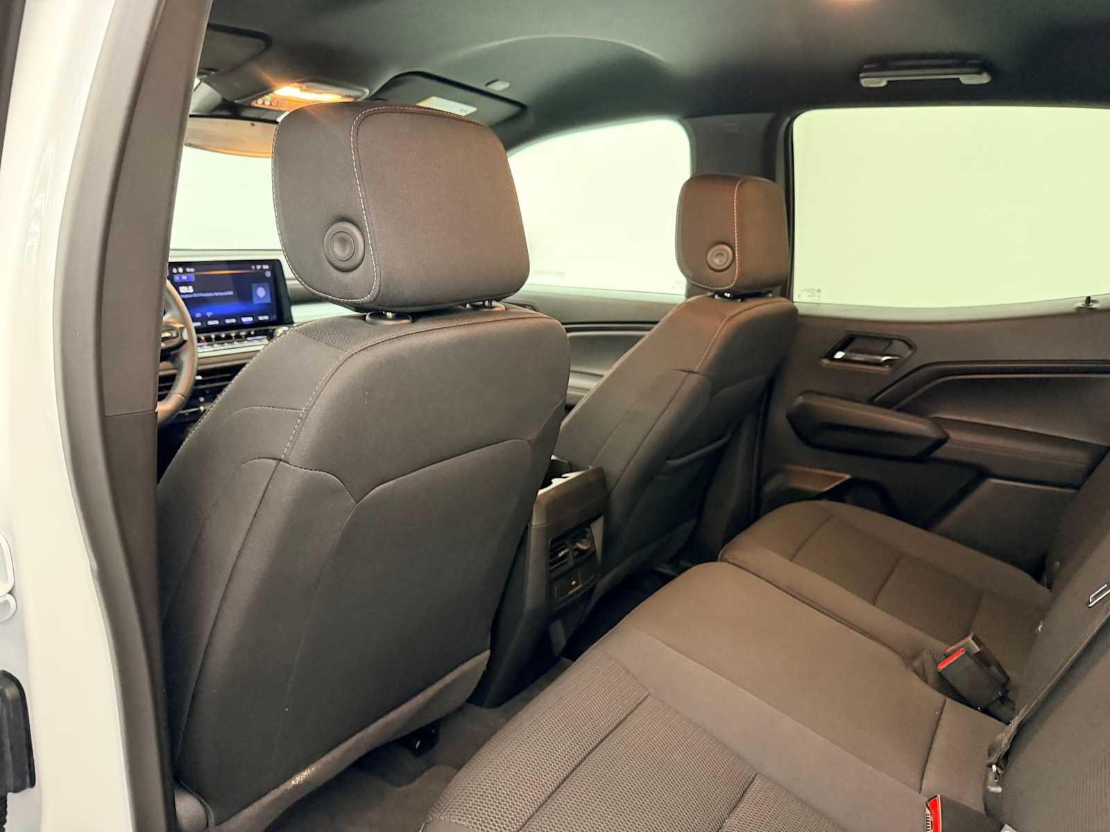 Thumbnail: 2024 Chevrolet Colorado - 19